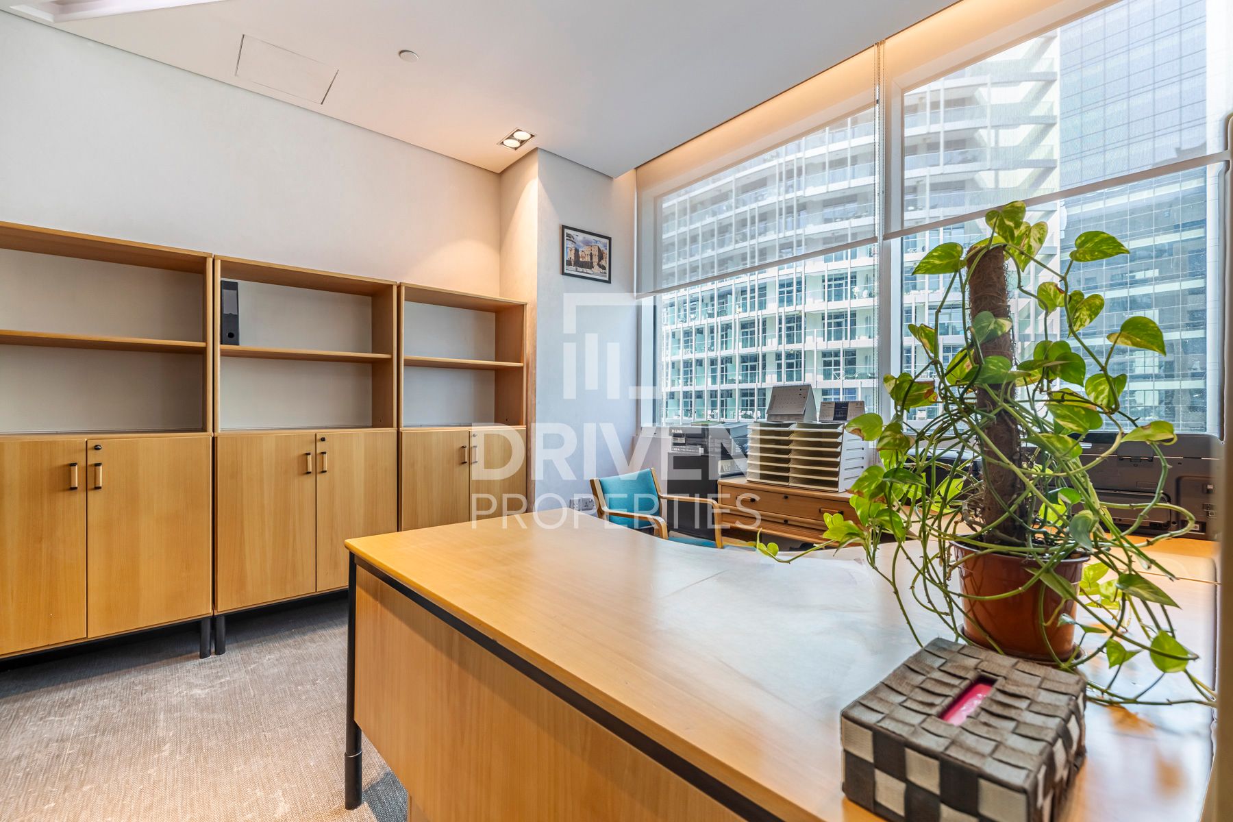 Fully Furnished Prime Location Vacant Now