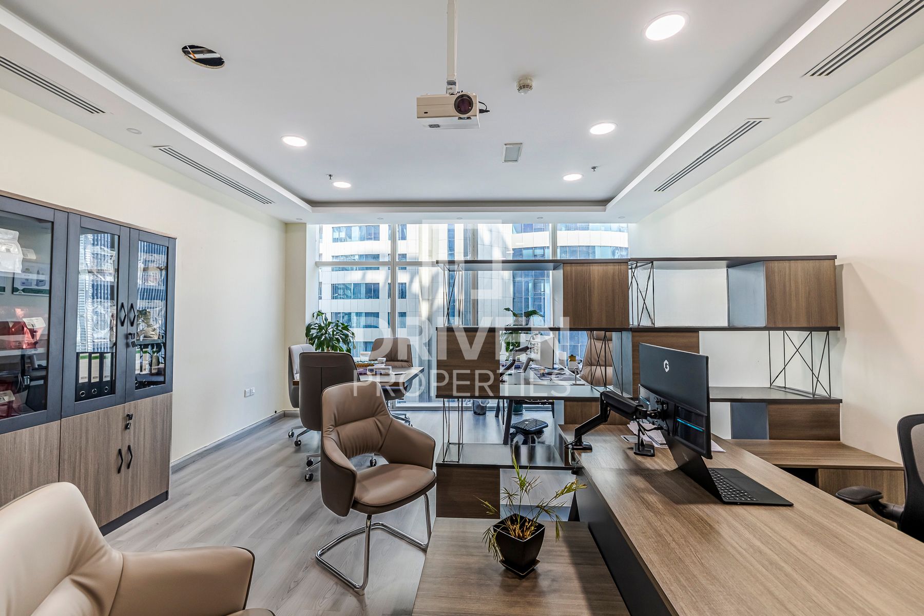 Prime Location Near Metro Vacant Soon