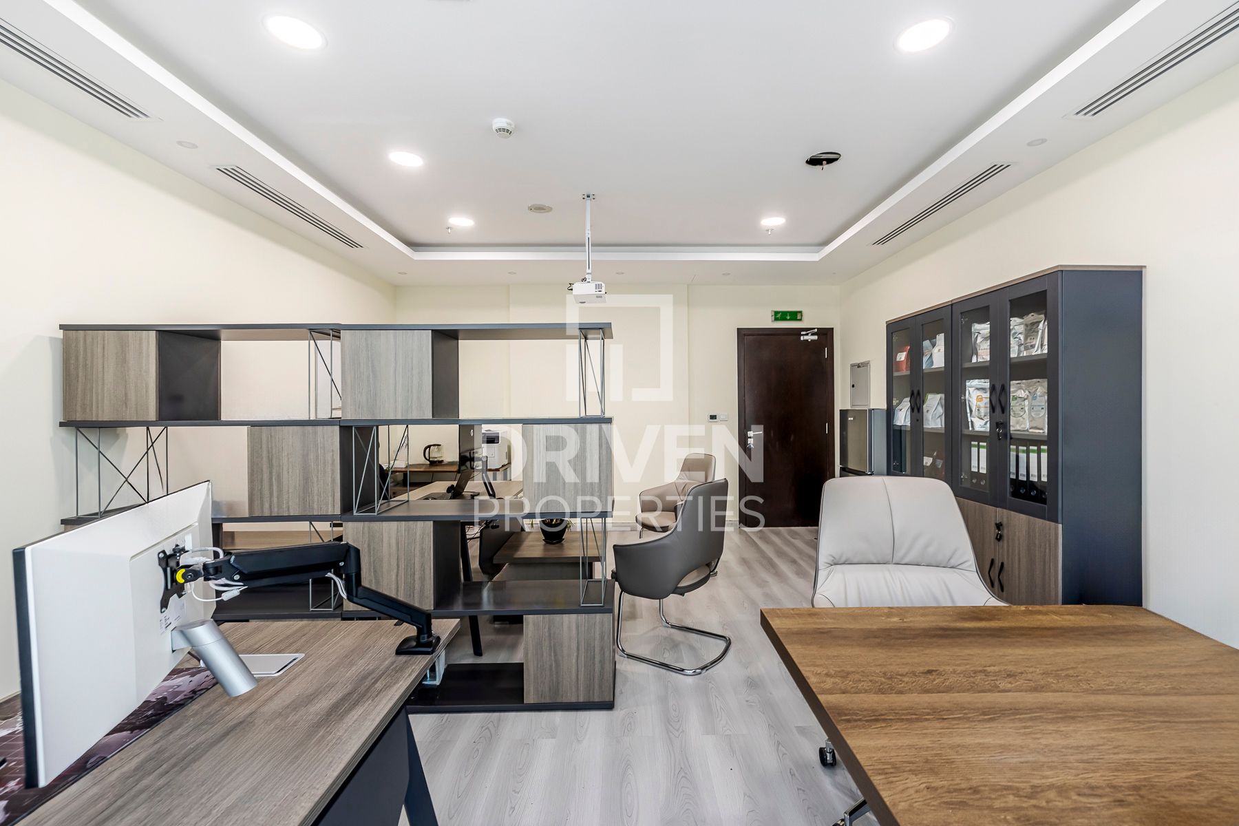 Prime Location Near Metro Vacant Soon