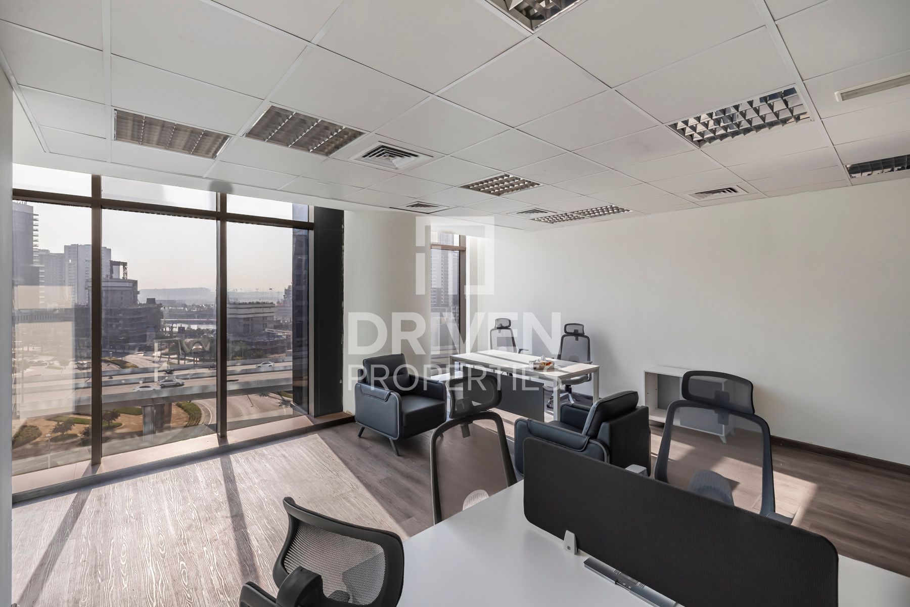 Furnished Office Prime Location Vacant