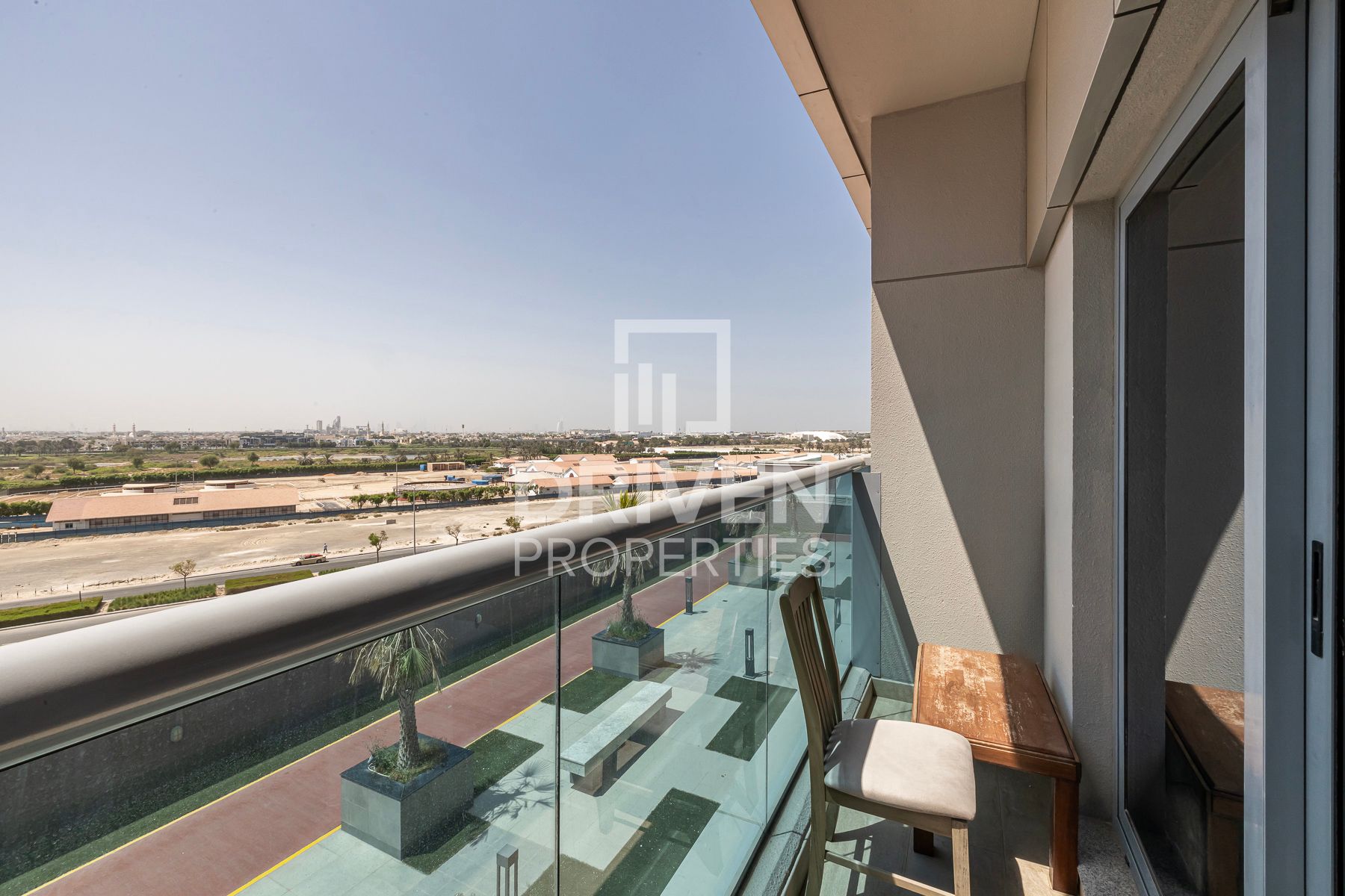 Cozy Studio Great Location Fully Furnished