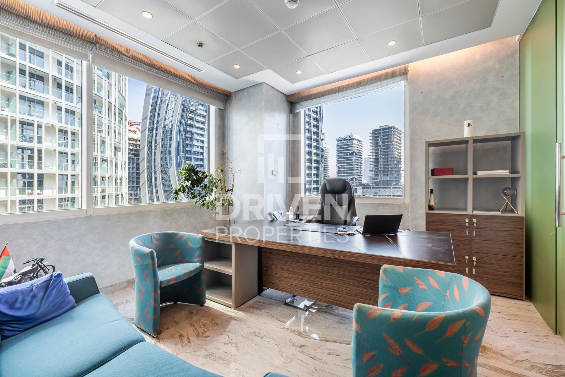 Fully Furnished Prime Location Vacant Now