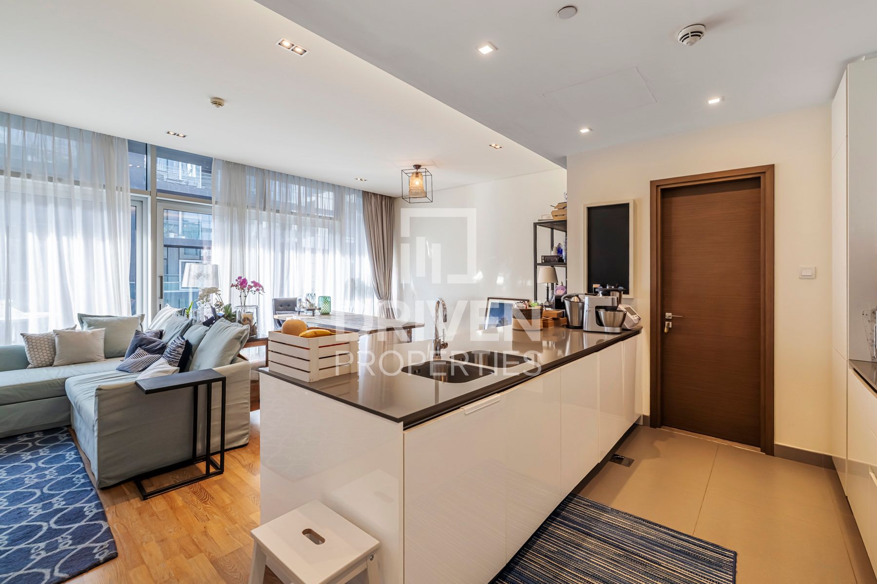 Modern Layout with Pool View Furnished