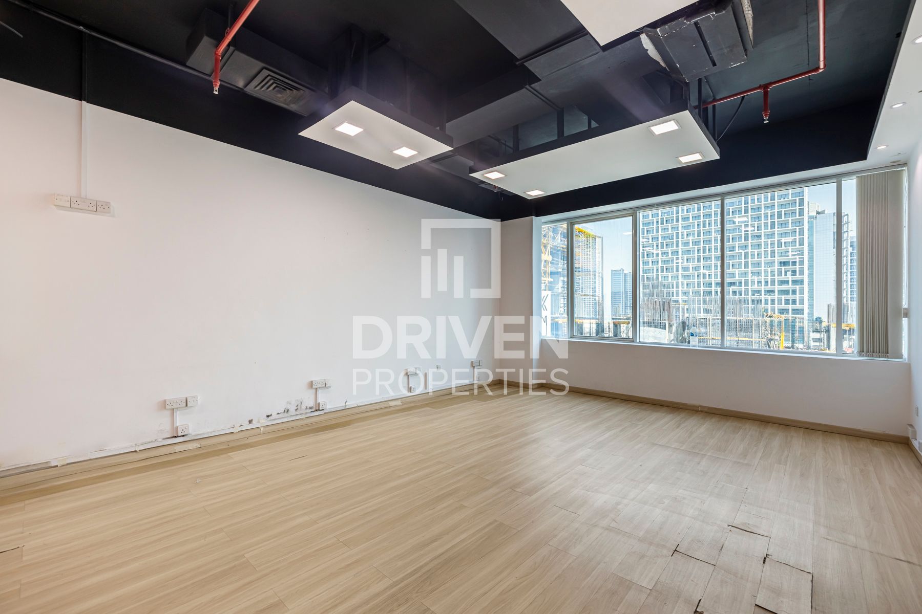 Turnkey Office Great Location Easy Access