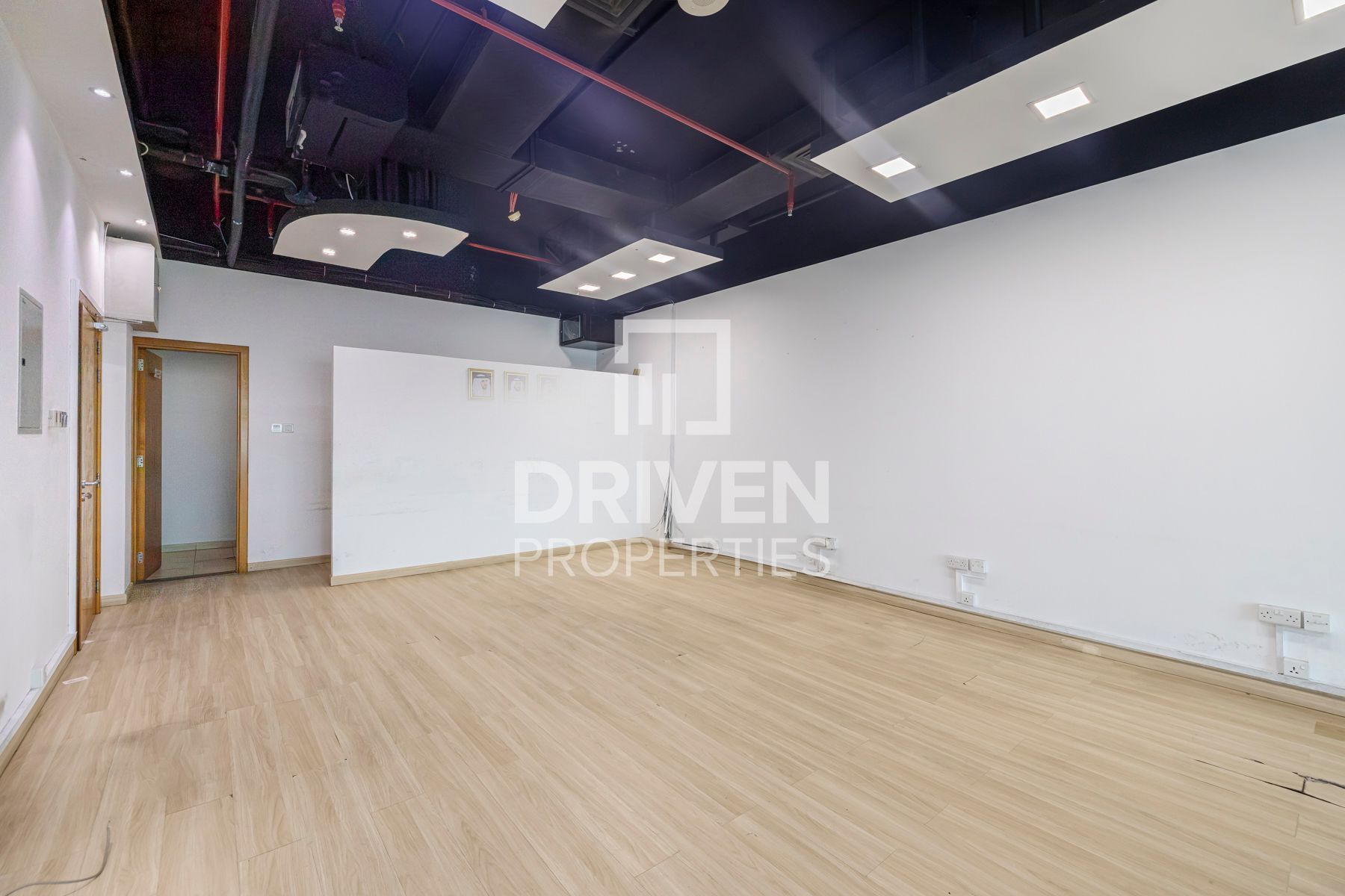 Turnkey Office Great Location Easy Access