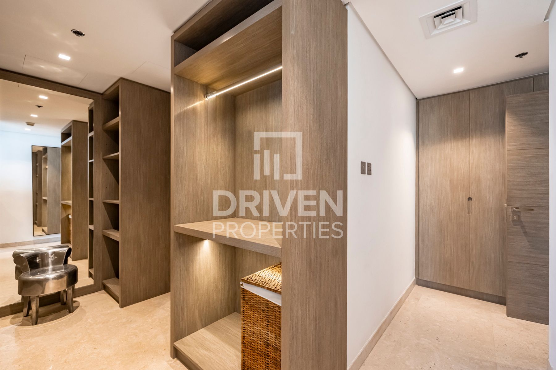 Upgraded Unit and Furnished Prime Location