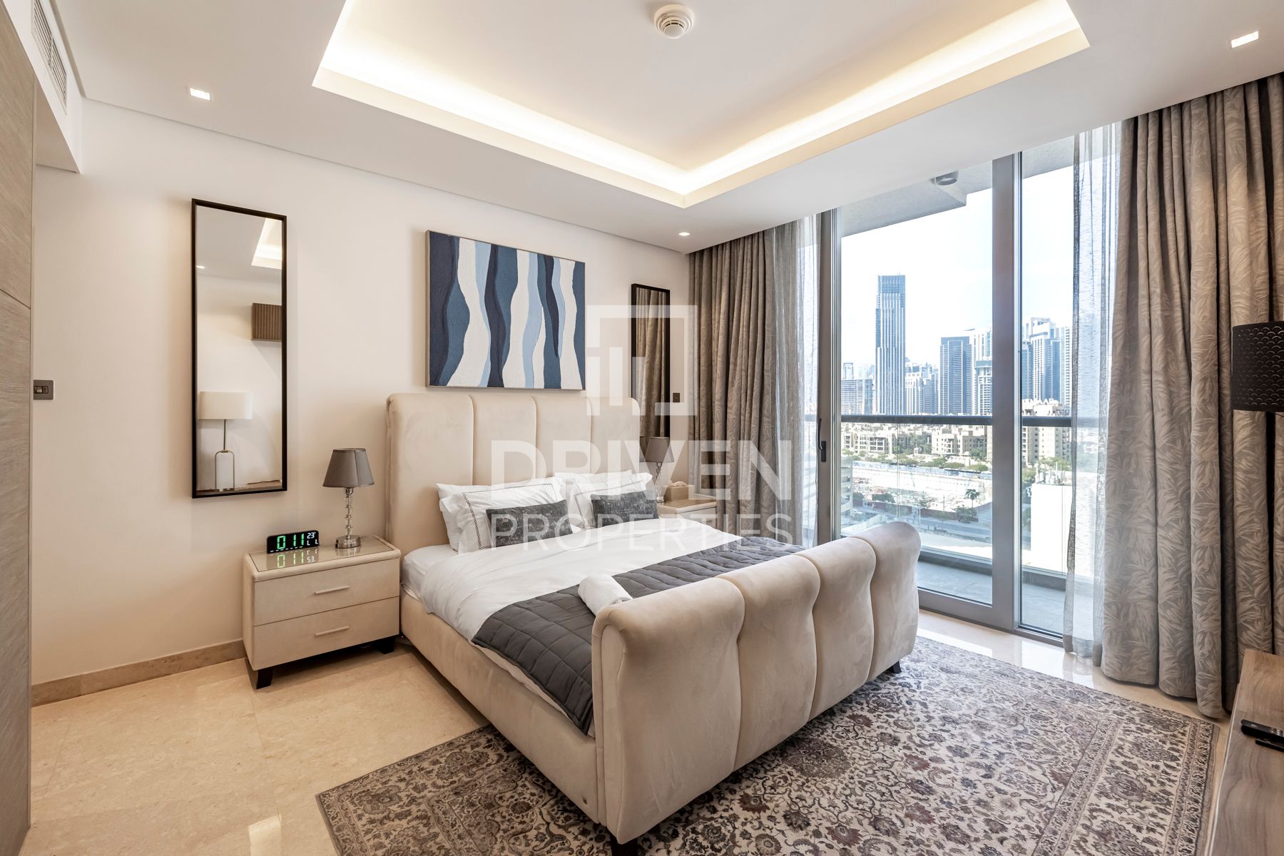 Upgraded Unit and Furnished Prime Location