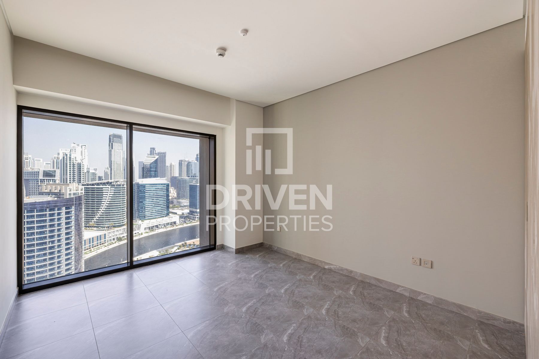 Burj View and High Floor Ready to move in