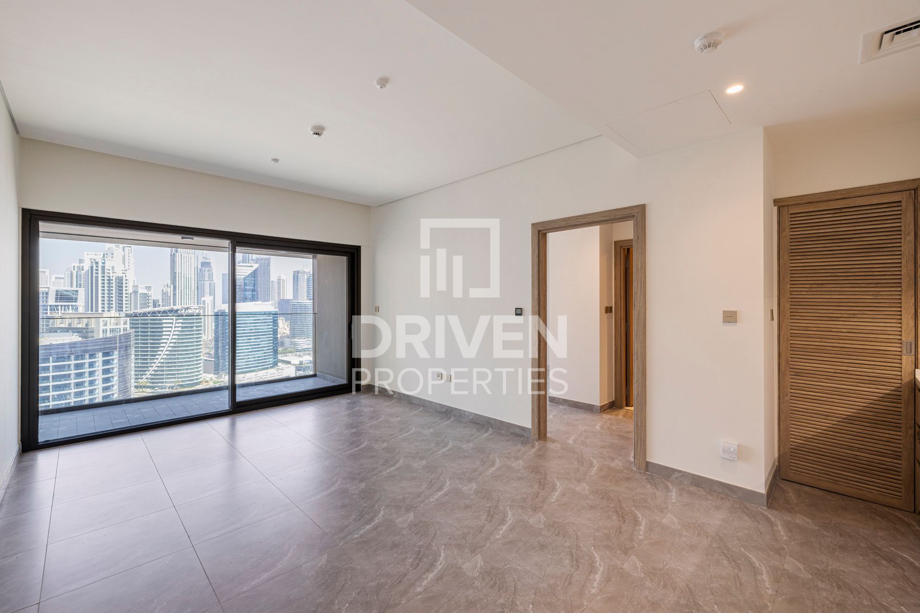 Burj View and High Floor Ready to move in