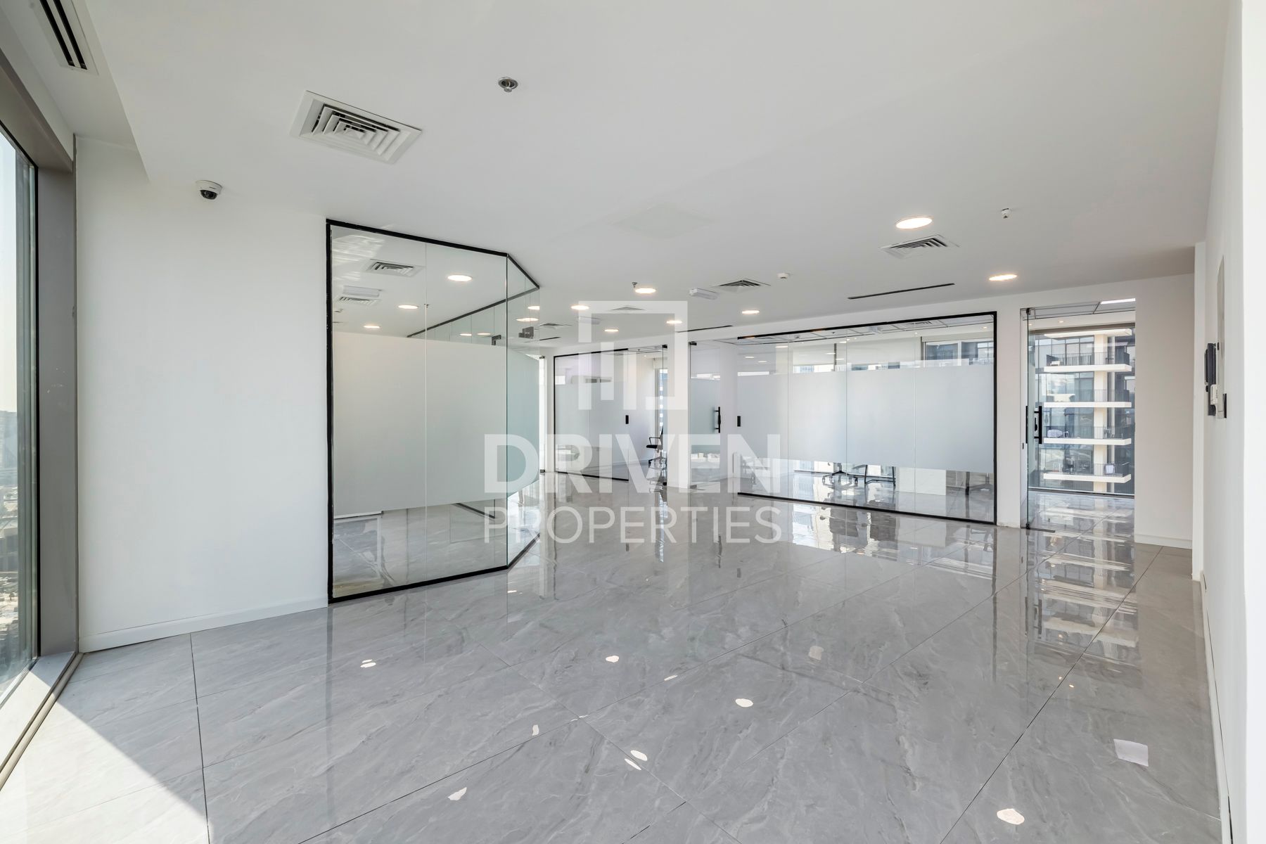 Fitted Grade A Office Stunning Canal View