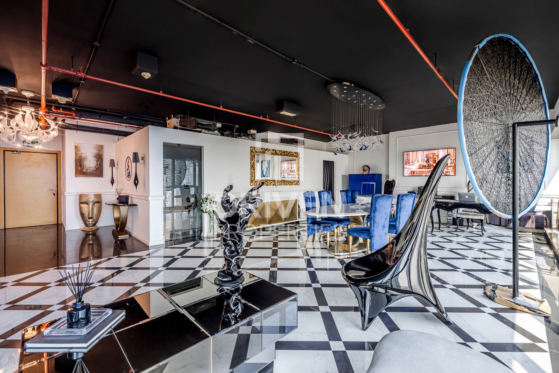 Spacious Office - 1 Cabin and Open Floor