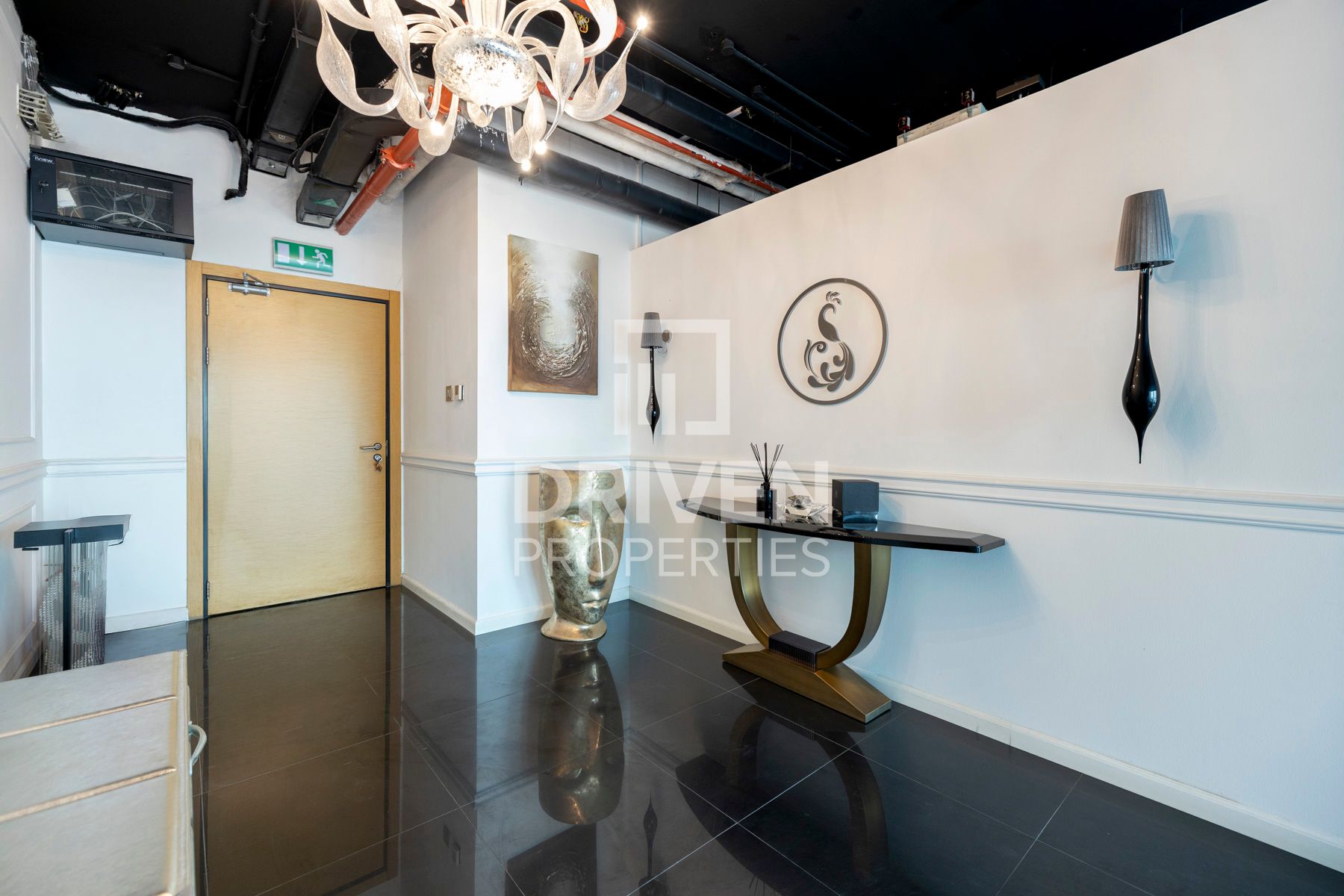 Spacious Office - 1 Cabin and Open Floor