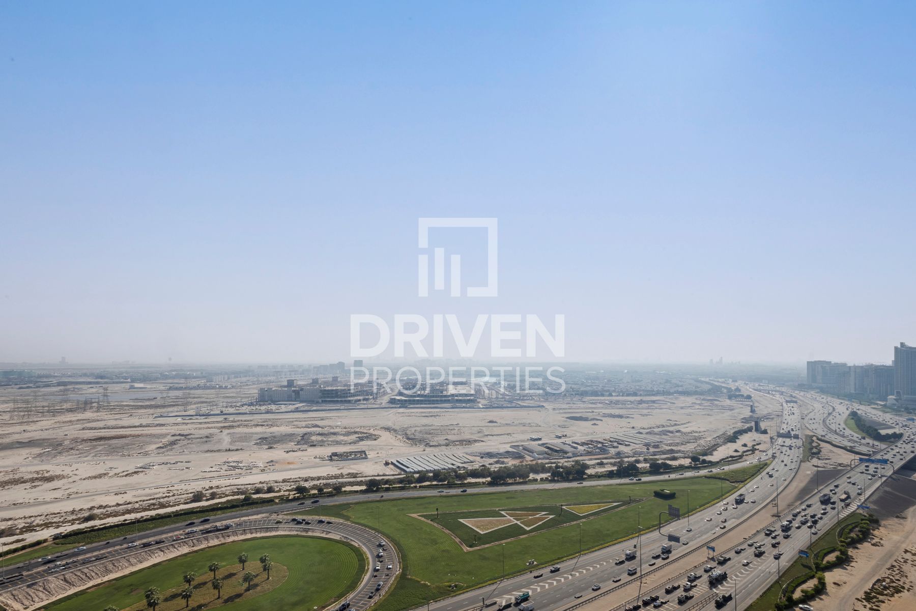 Furnished Unit Ready to move in 4 Cheques