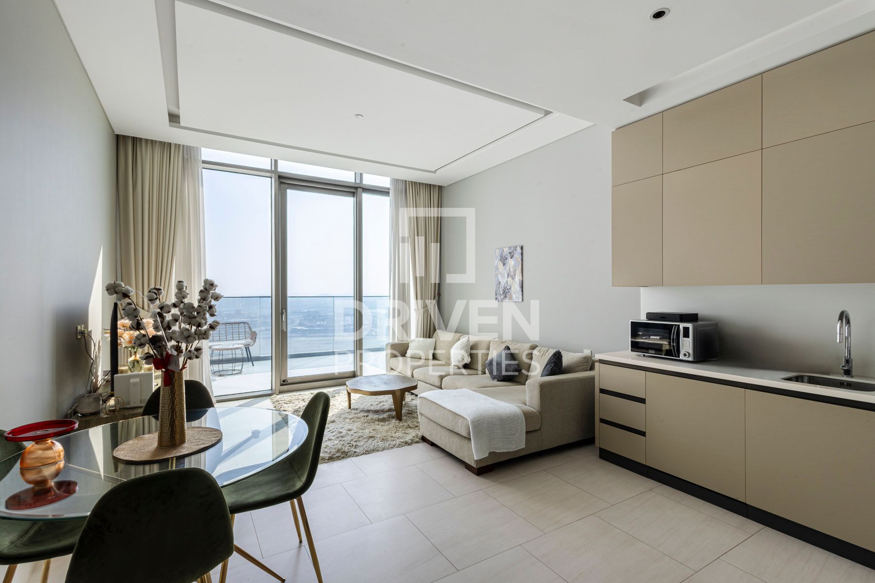 Furnished Unit Ready to move in 4 Cheques