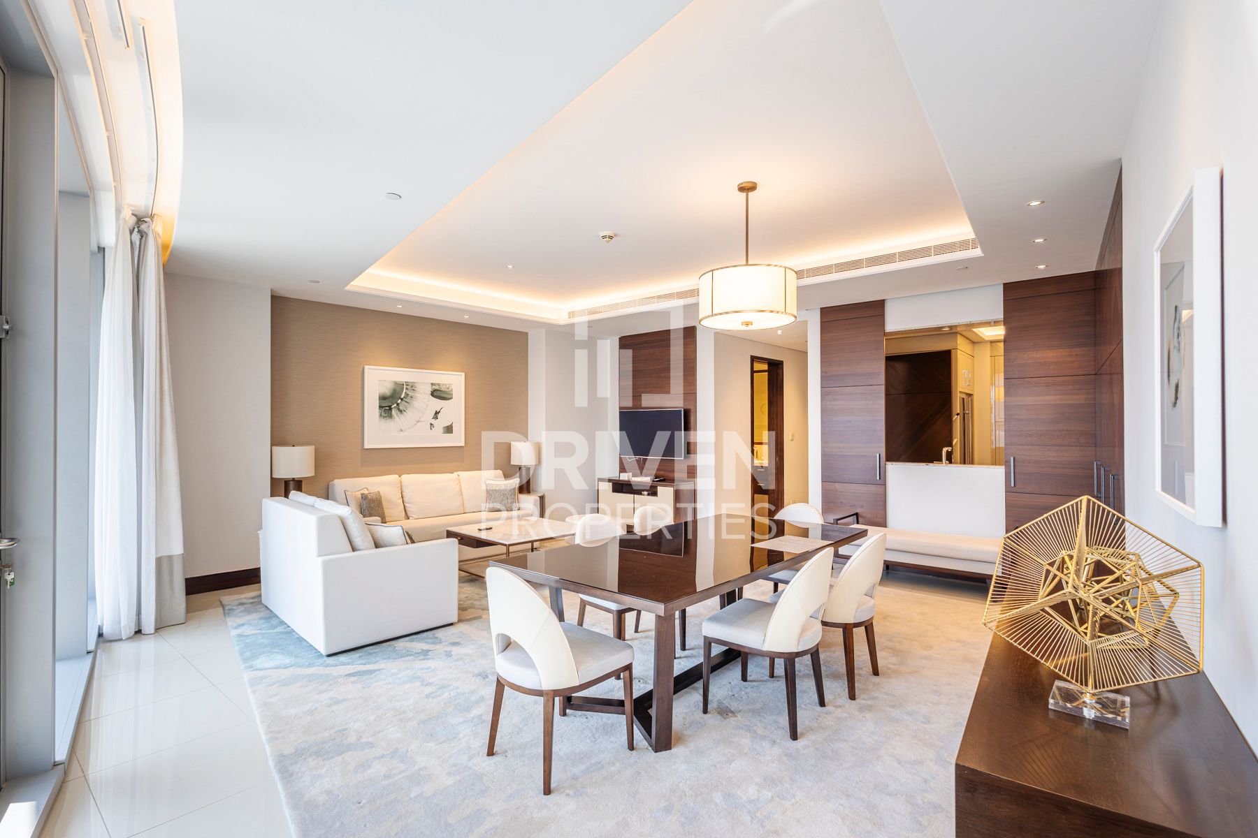 Fully Furnished Stunning Downtown Views