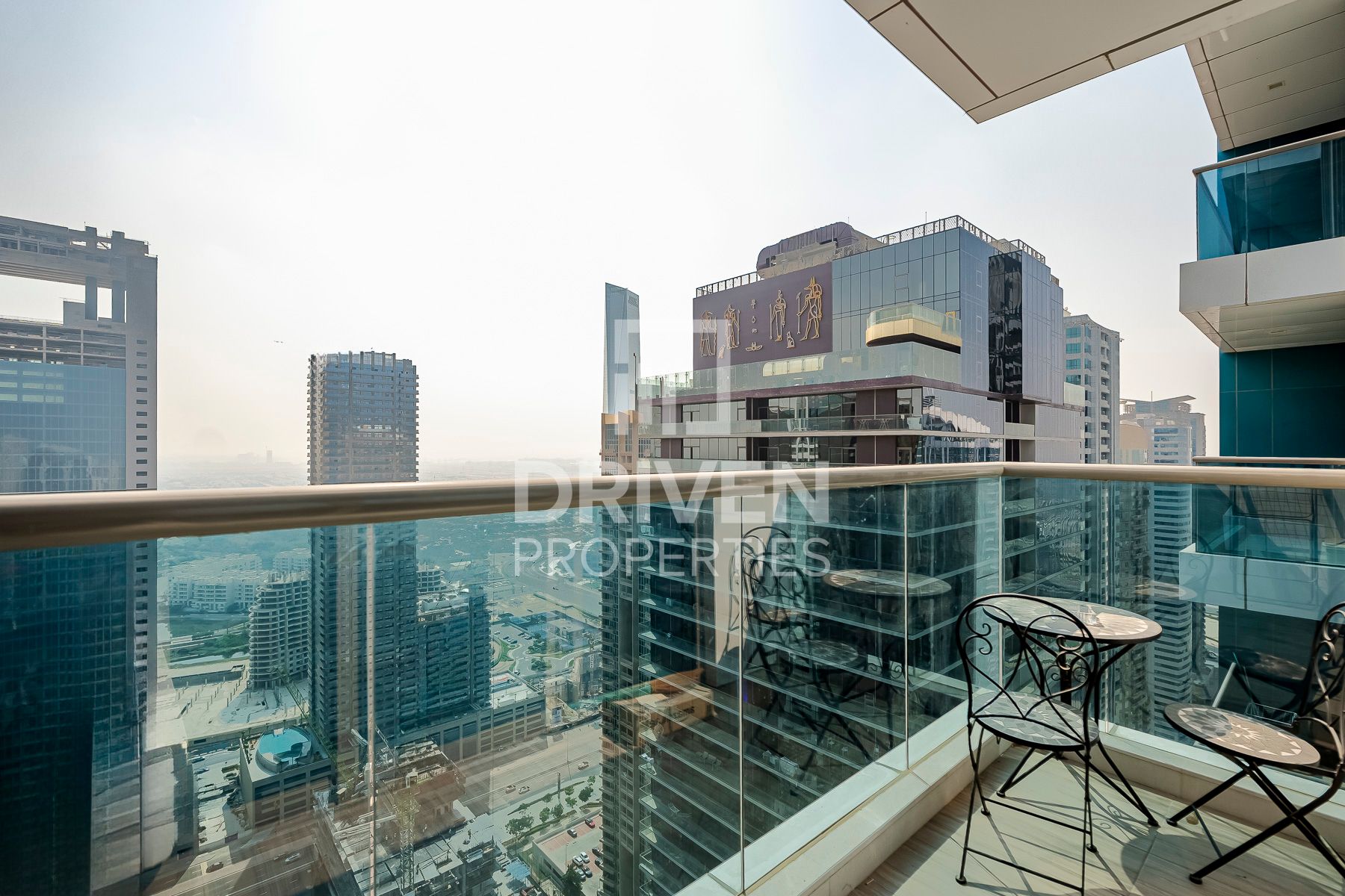 Ready to move in High Floor Furnished