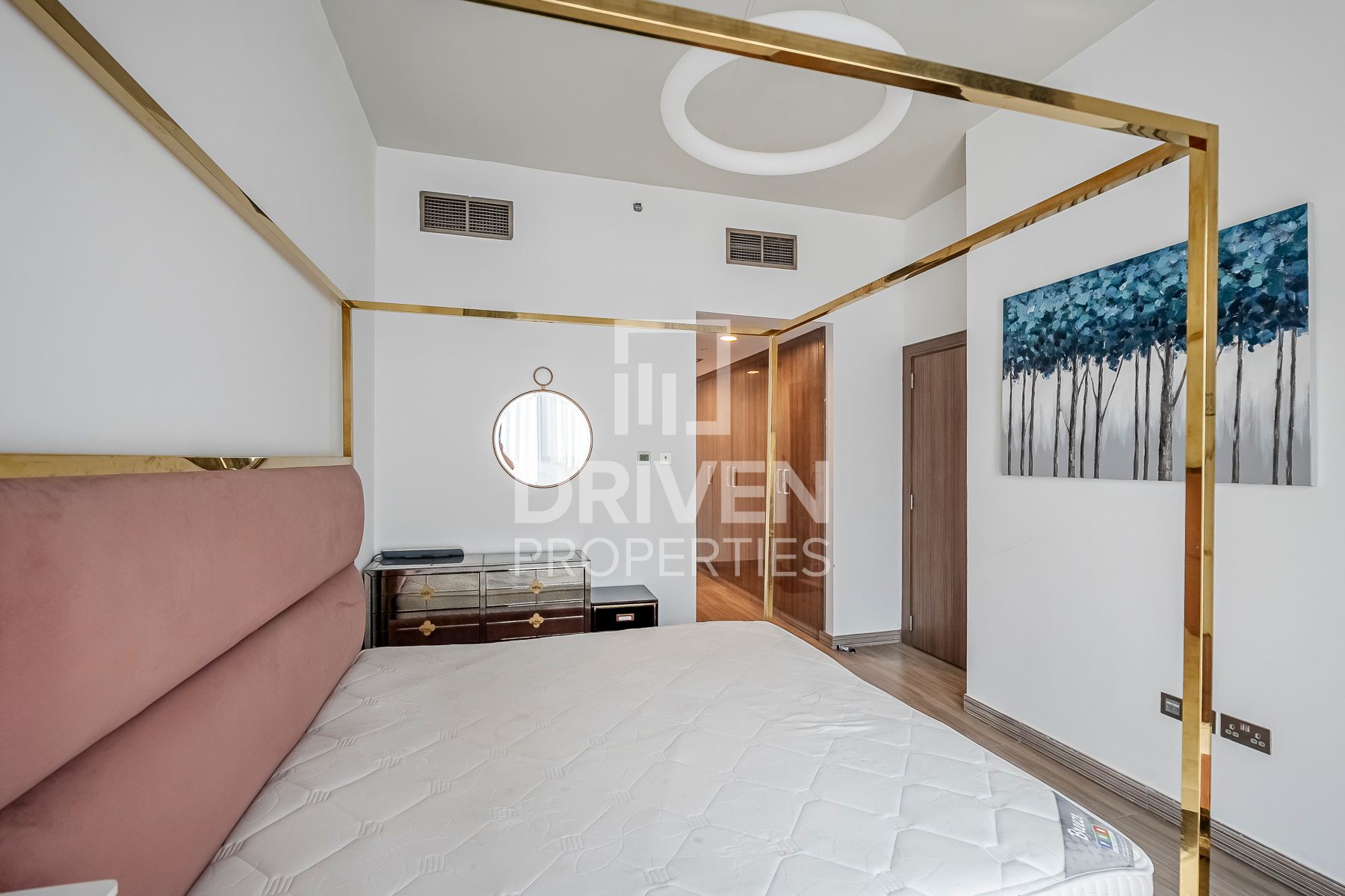 Ready to move in High Floor Furnished