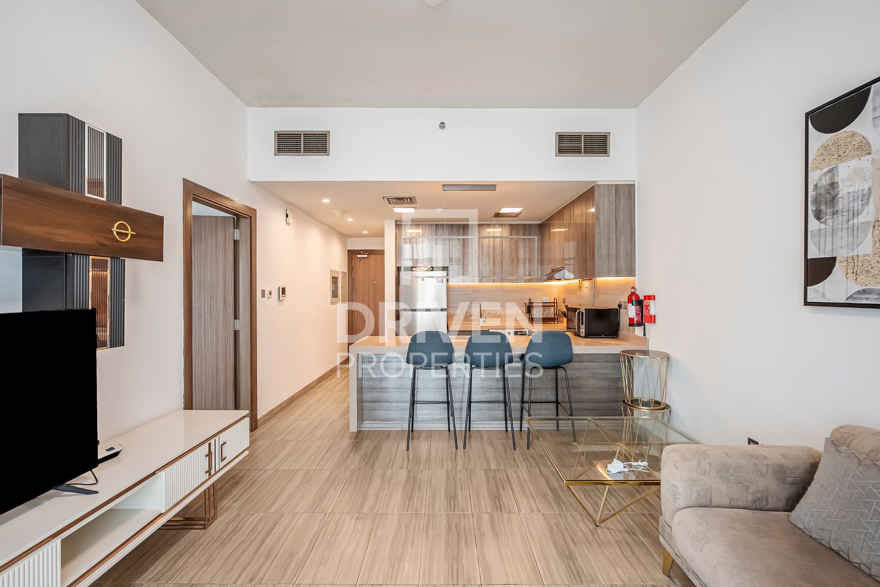 Ready to move in High Floor Furnished