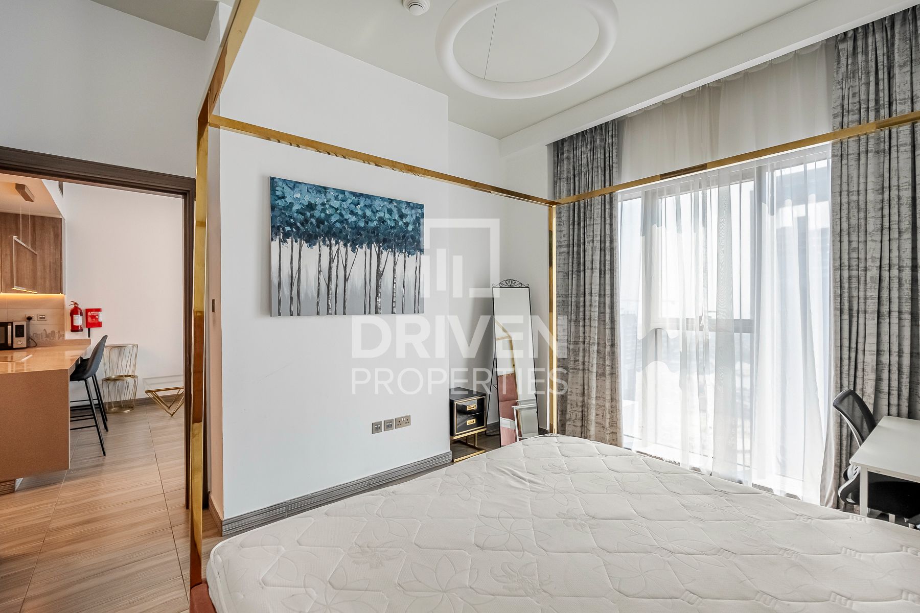 Ready to move in High Floor Furnished