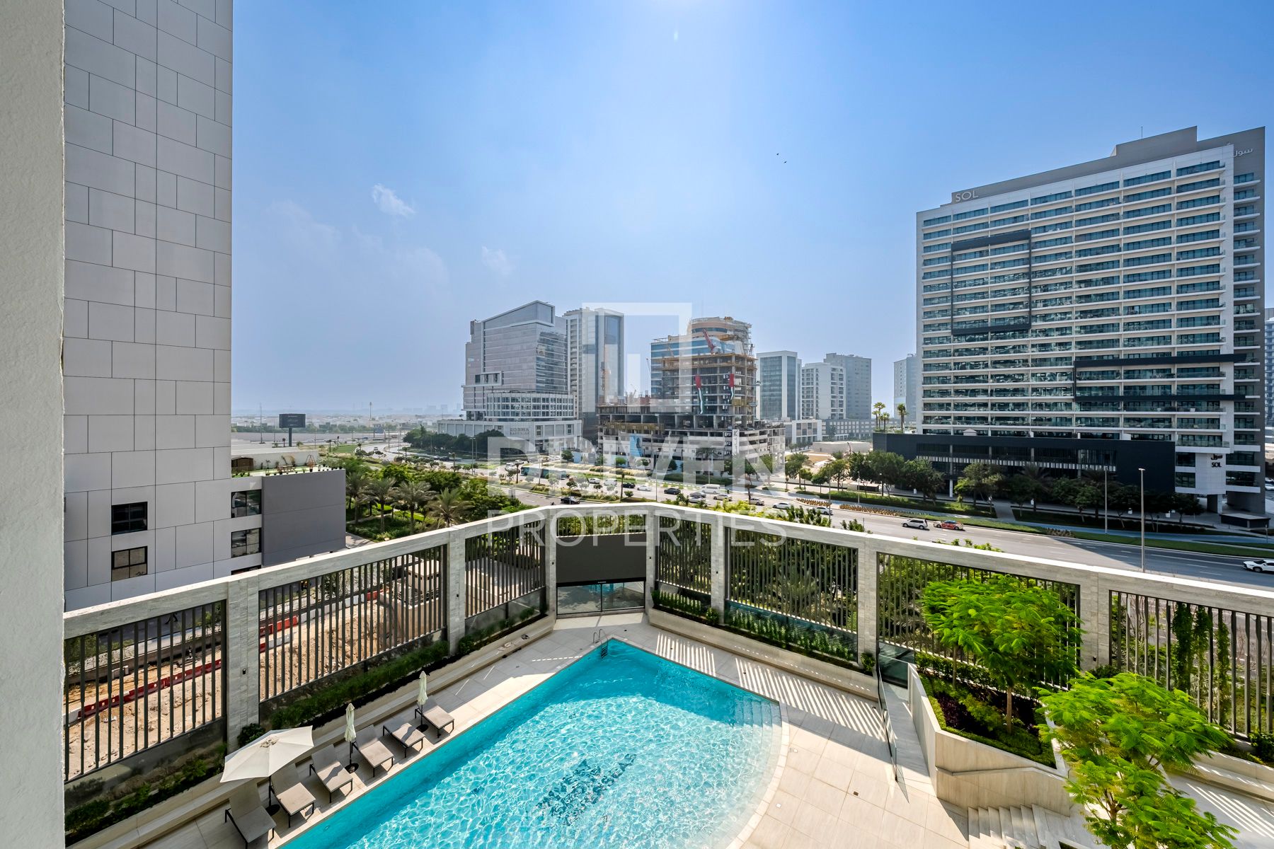 Amazing Pool View Brand New Chiller Free