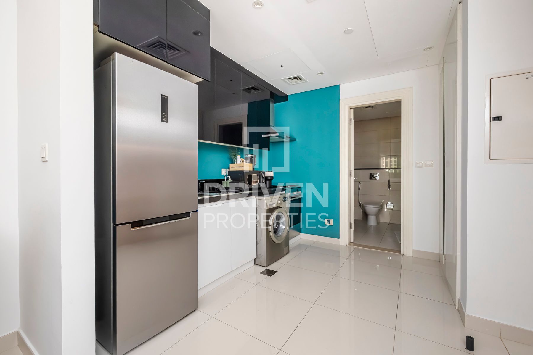 Fully Furnished Bright Studio with Balcony