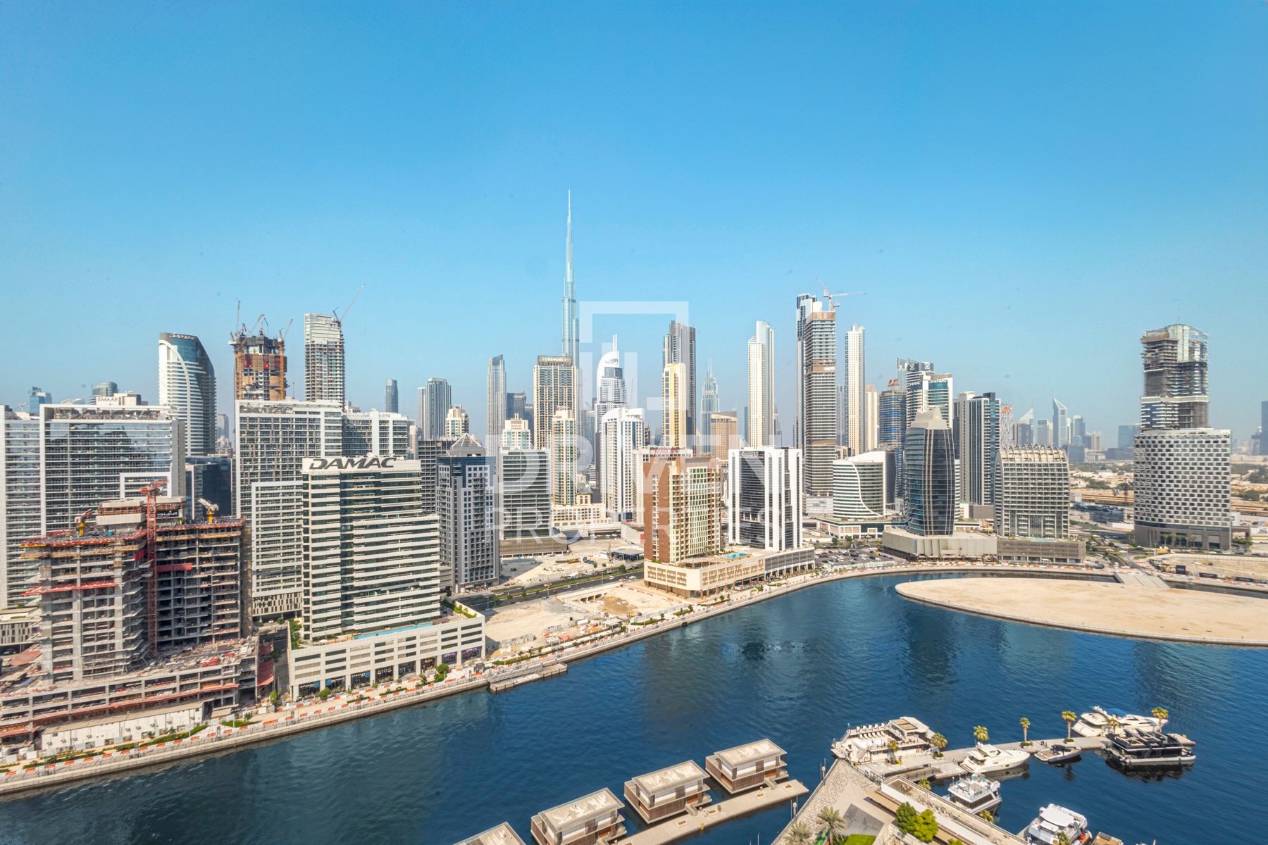 Burj and Canal View Spacious Ready to move in