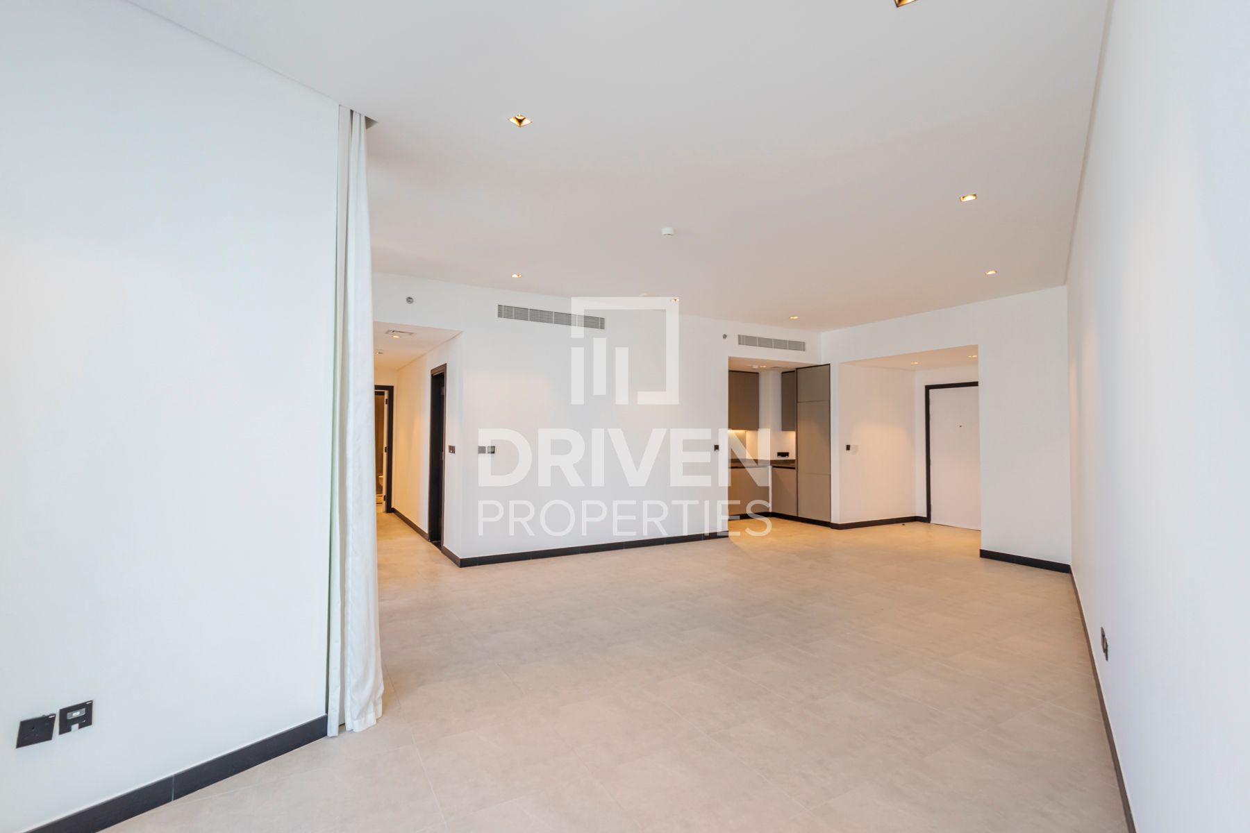 Burj and Canal View Spacious Ready to move in