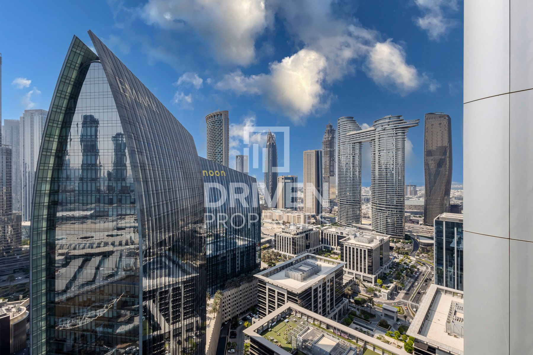 Direct Dubai Mall Access Burj Khalifa View