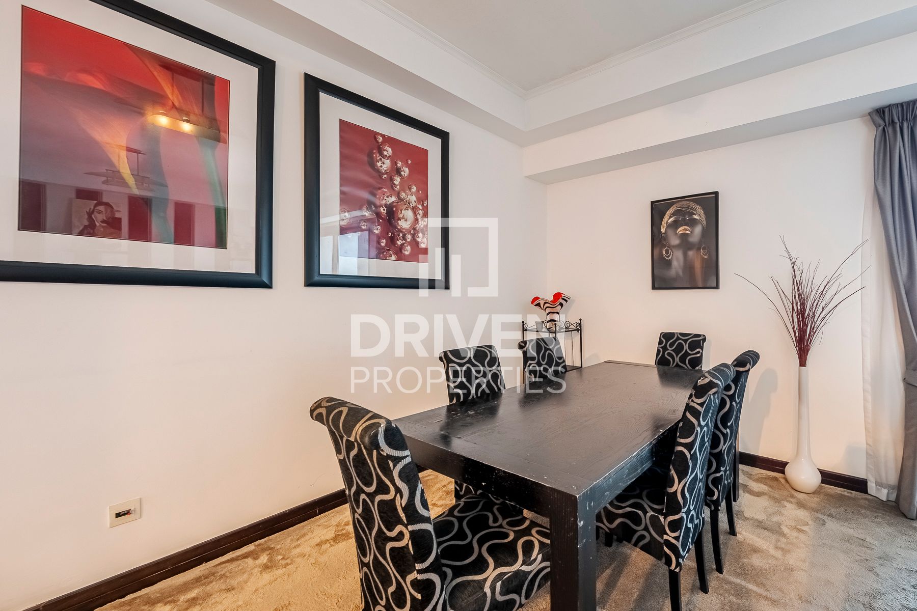 Furnished and Ready to move in Spacious