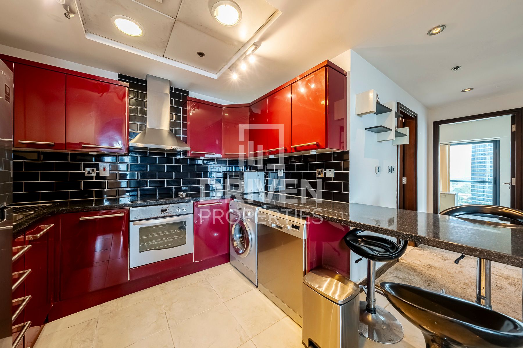 Furnished and Ready to move in Spacious