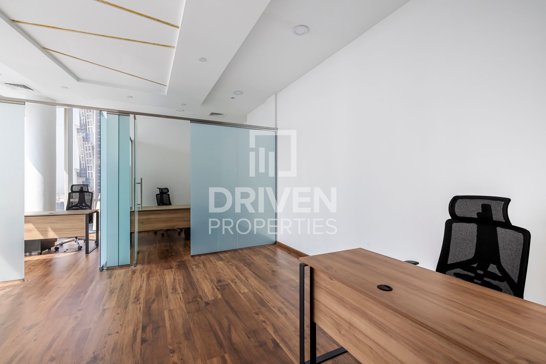 Ready to Move in Furnished Close to Metro