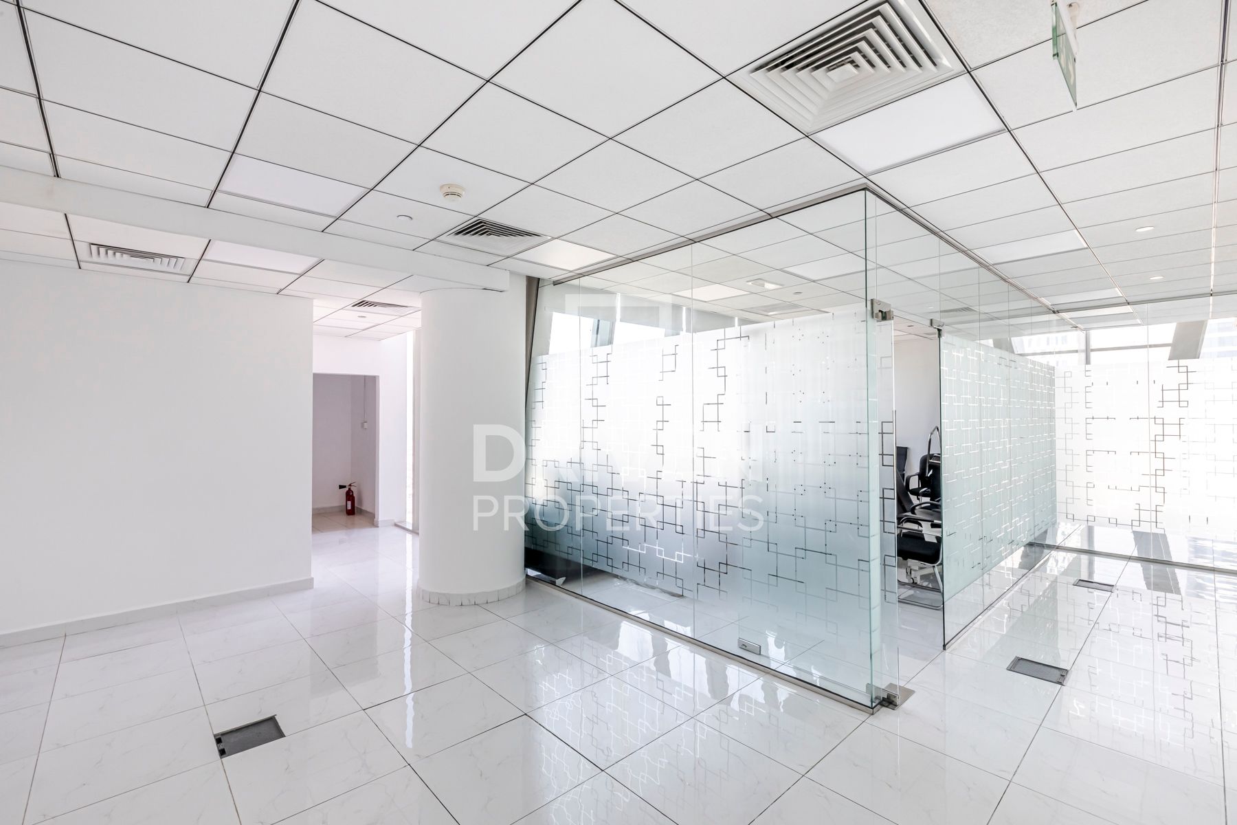 Vacant Office High Floor Close to Metro