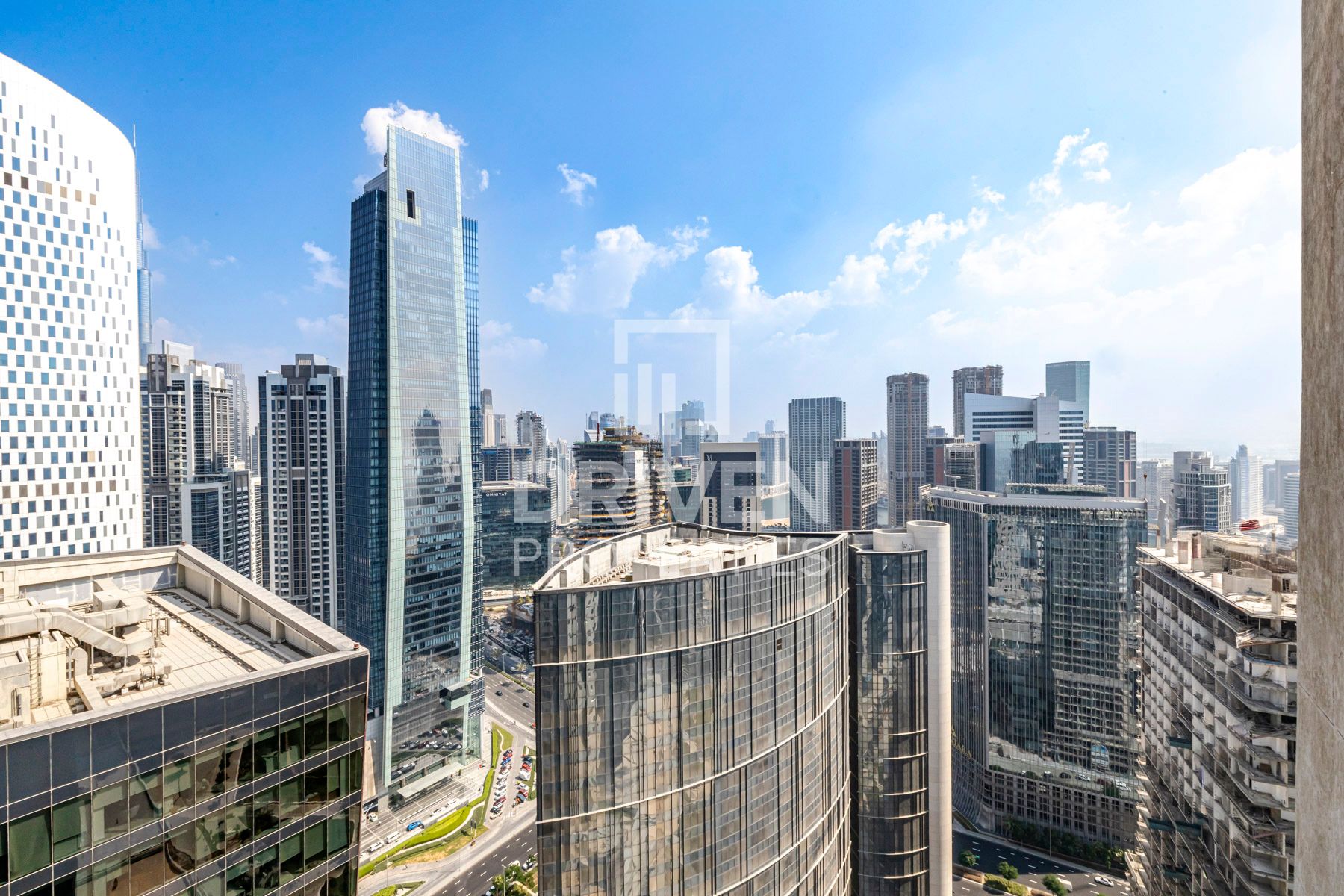 Vacant Office High Floor Close to Metro