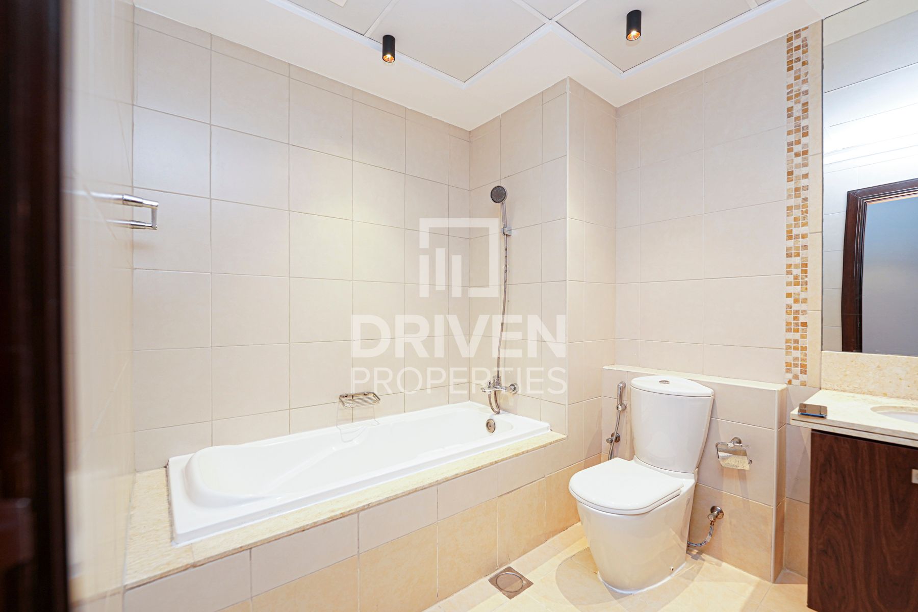 Upgraded 100% Vastu SZR View Vacant