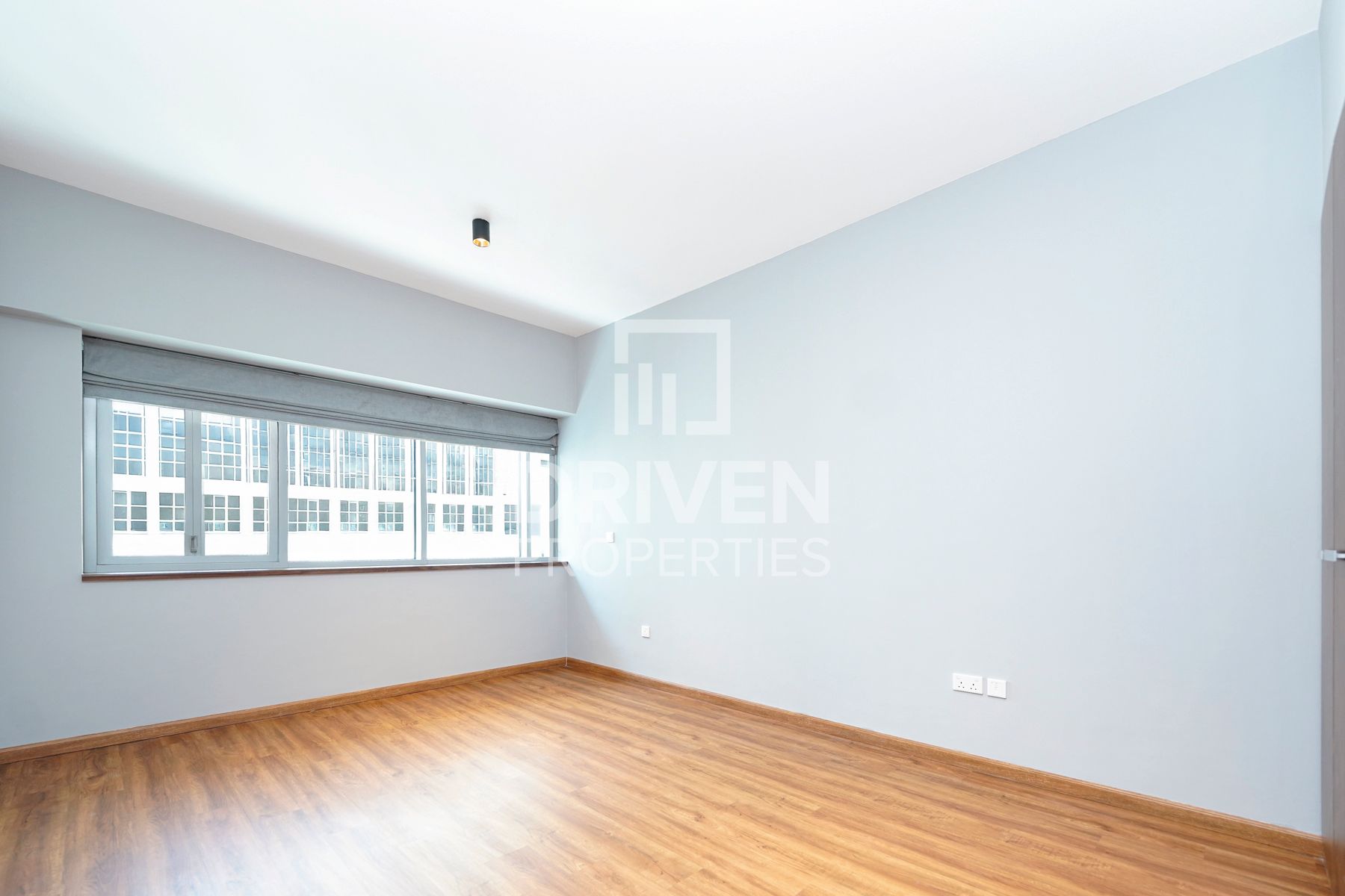 Upgraded 100% Vastu SZR View Vacant