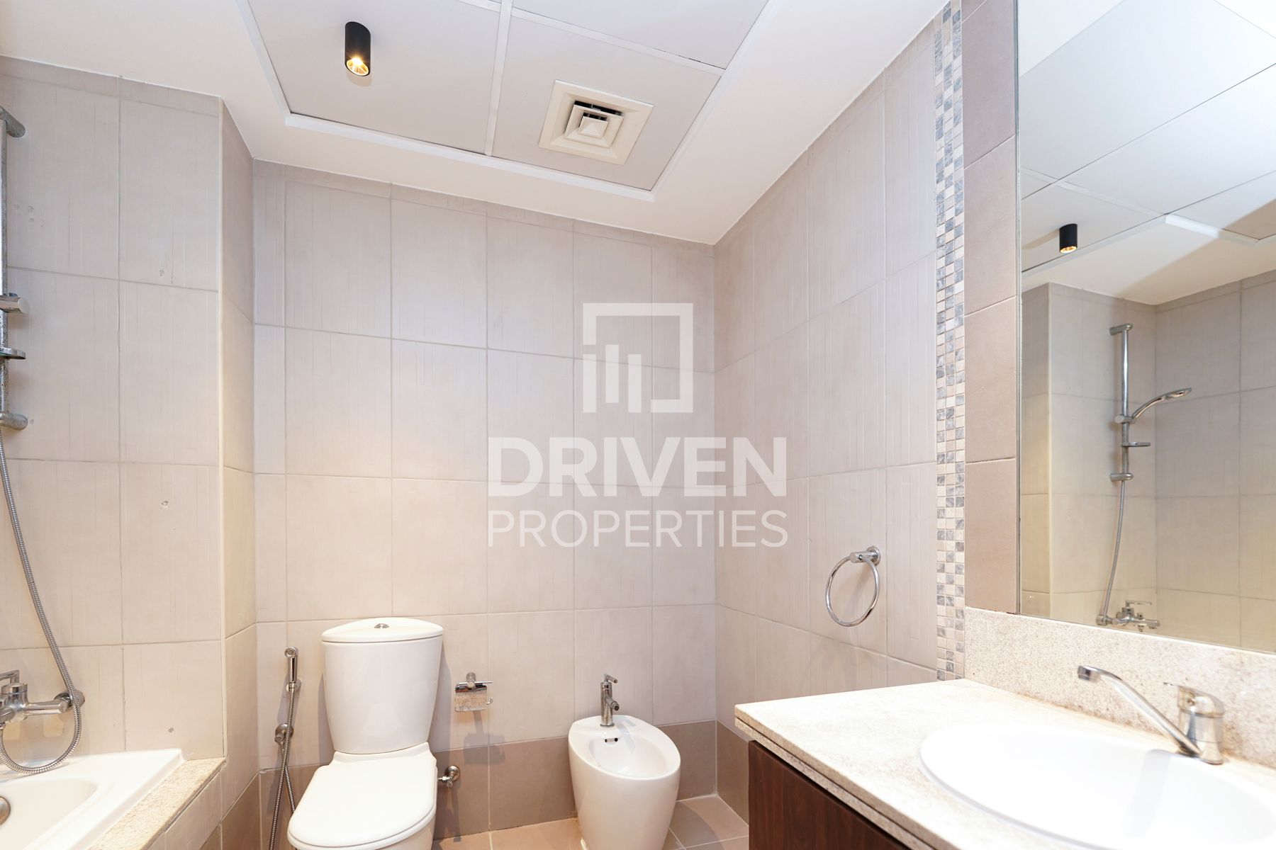 Upgraded 100% Vastu SZR View Vacant