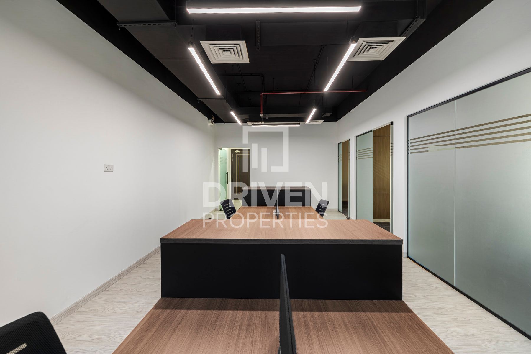 Fully Furnished Office Canal View Low Traffic