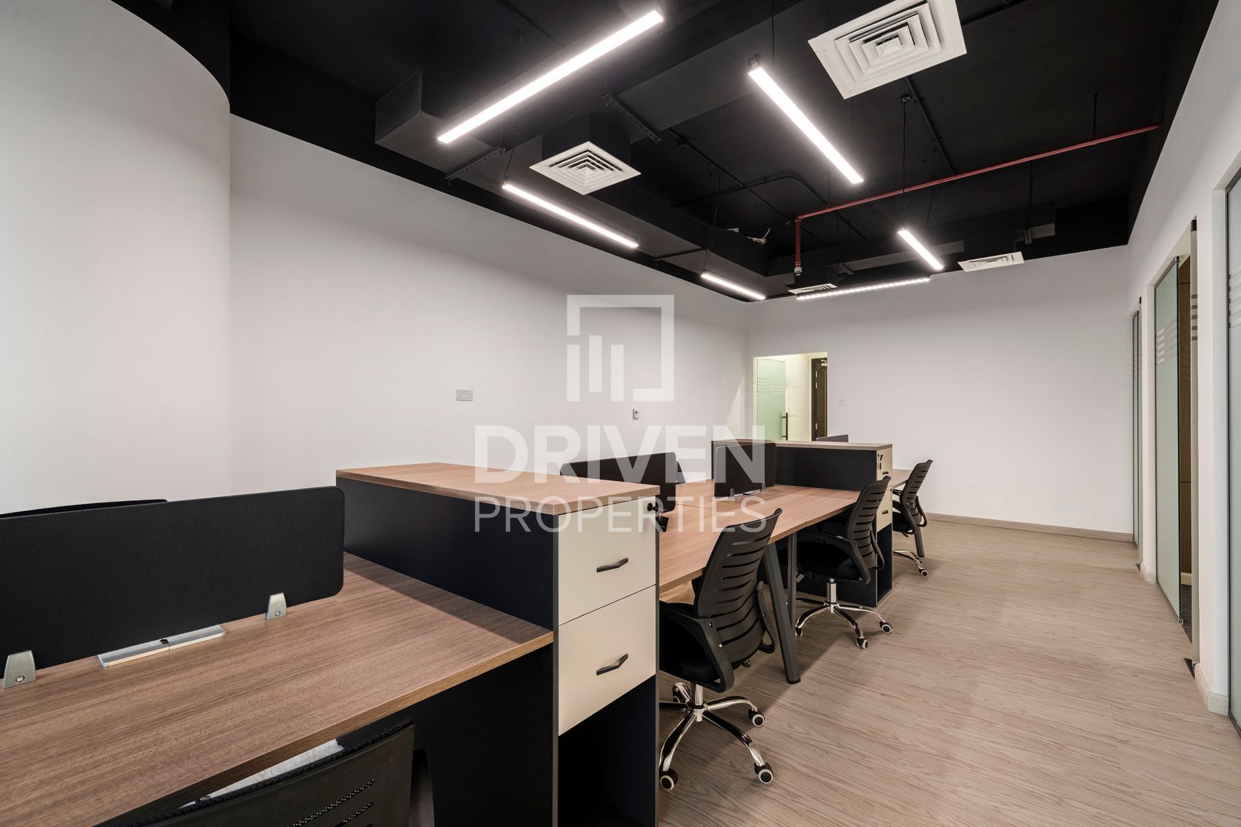 Fully Furnished Office Canal View Low Traffic