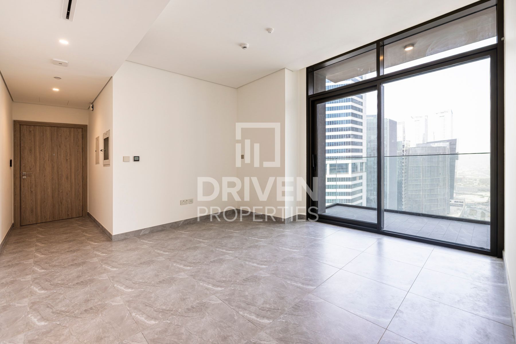 Ready to move in Prime Location Modern Layout