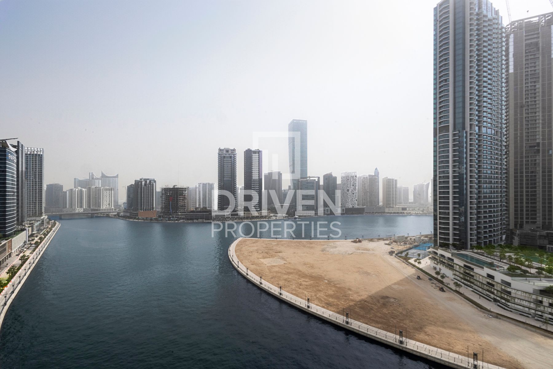 Vacant Well-maintained Fully Furnished