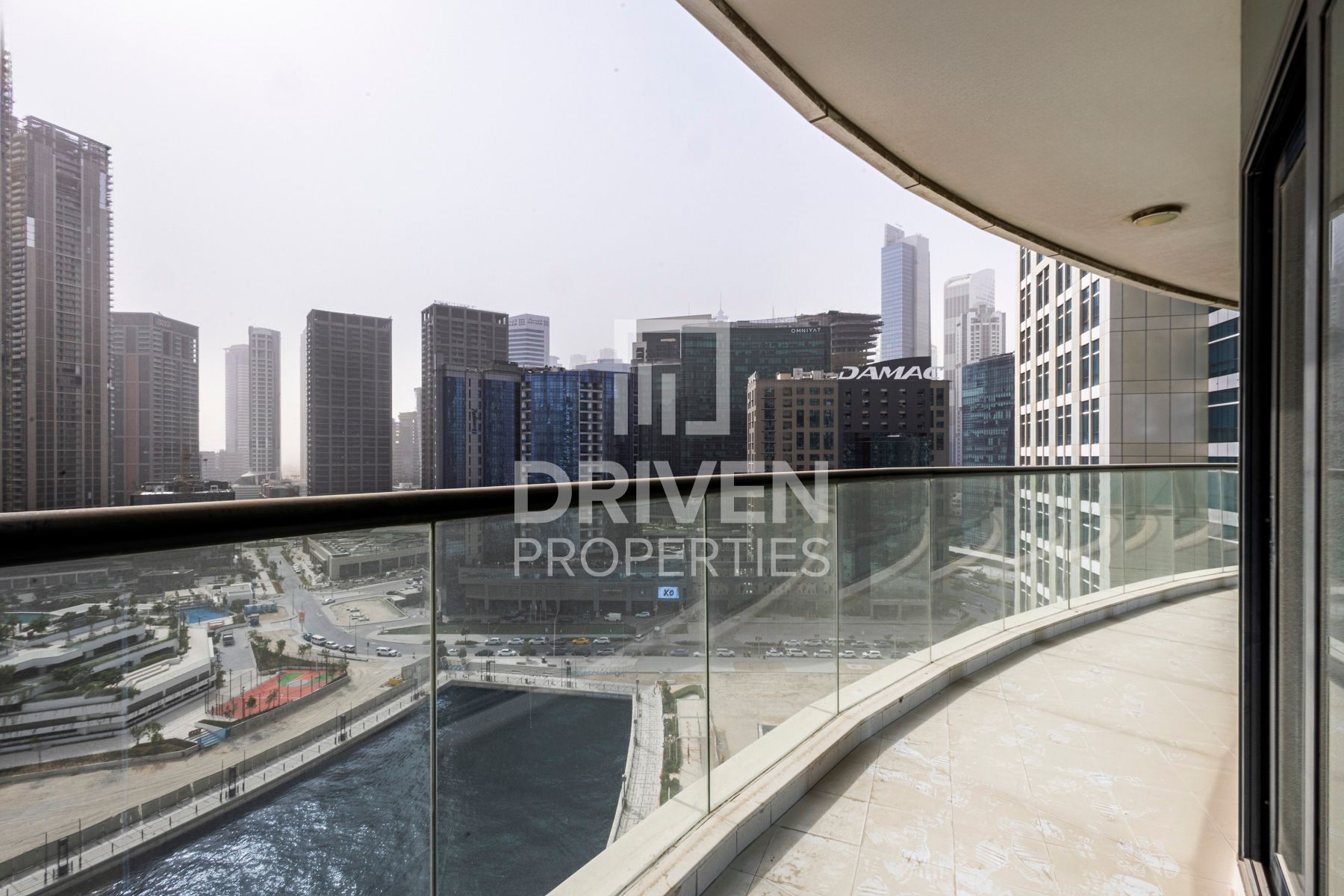 Vacant Well-maintained Fully Furnished