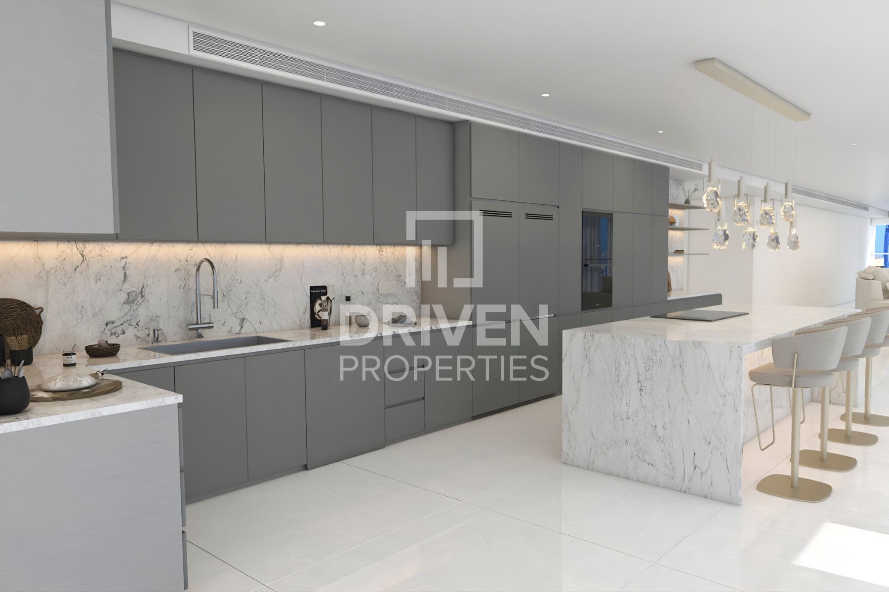 Renovated Penthouse High Floor Vacant