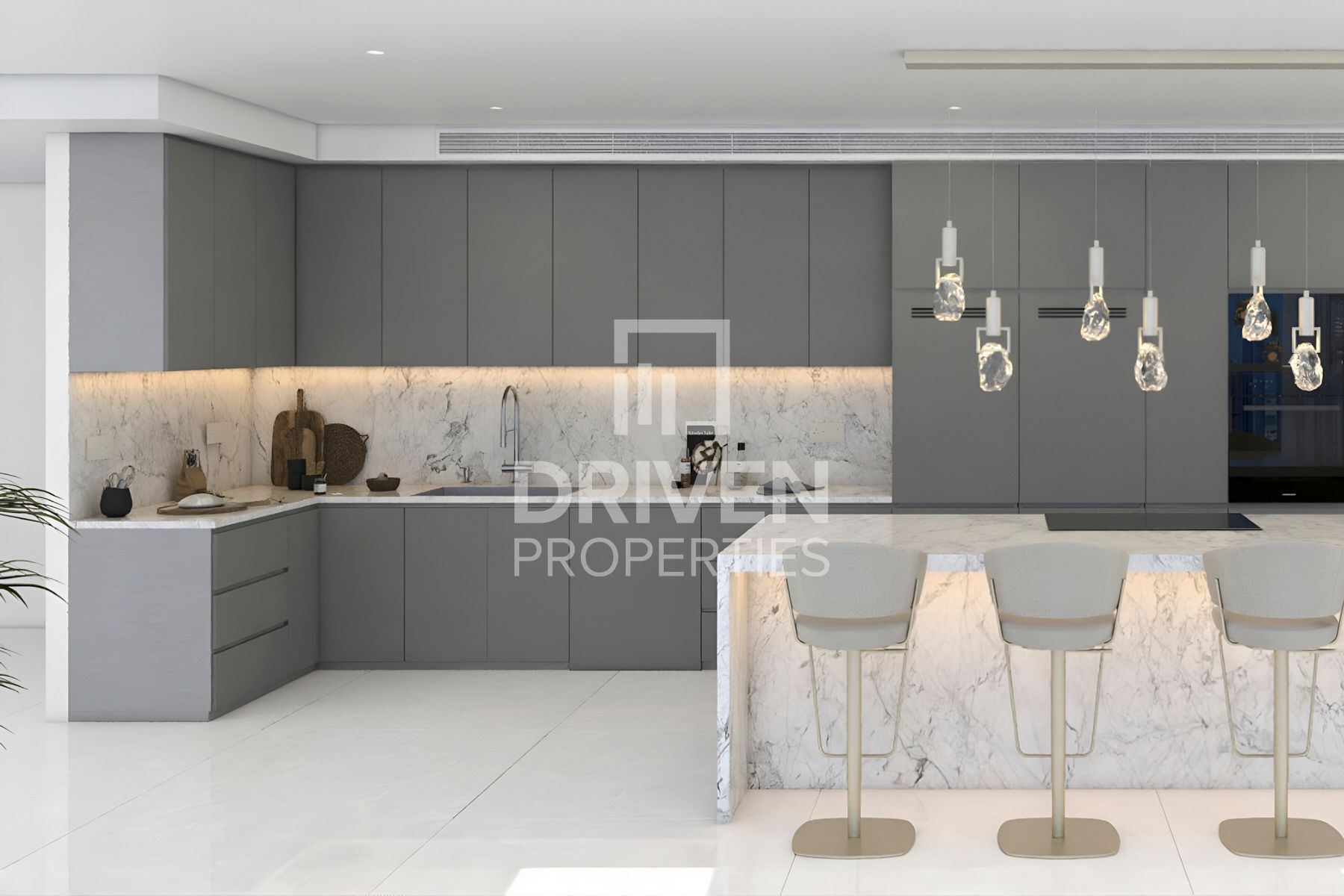 Renovated Penthouse High Floor Vacant