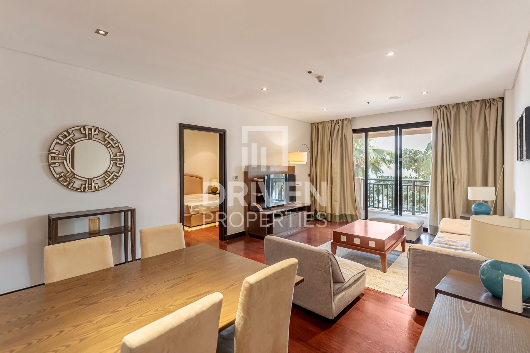 1 bedroom apartment for rent in Royal Amwaj Residence South. Stunning View Vacant Fully Furnished