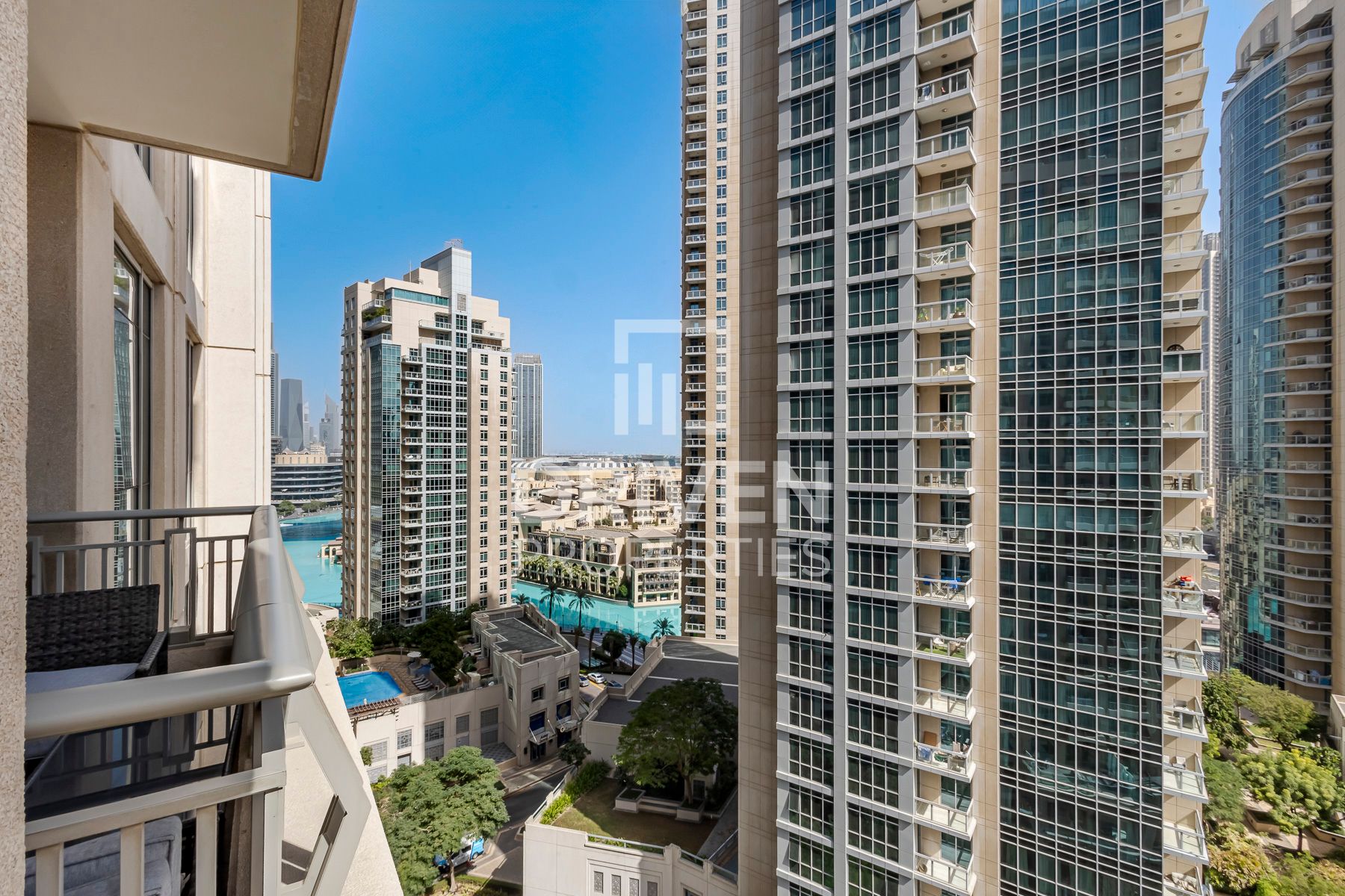 Furnished and Spacious High Floor Vacant