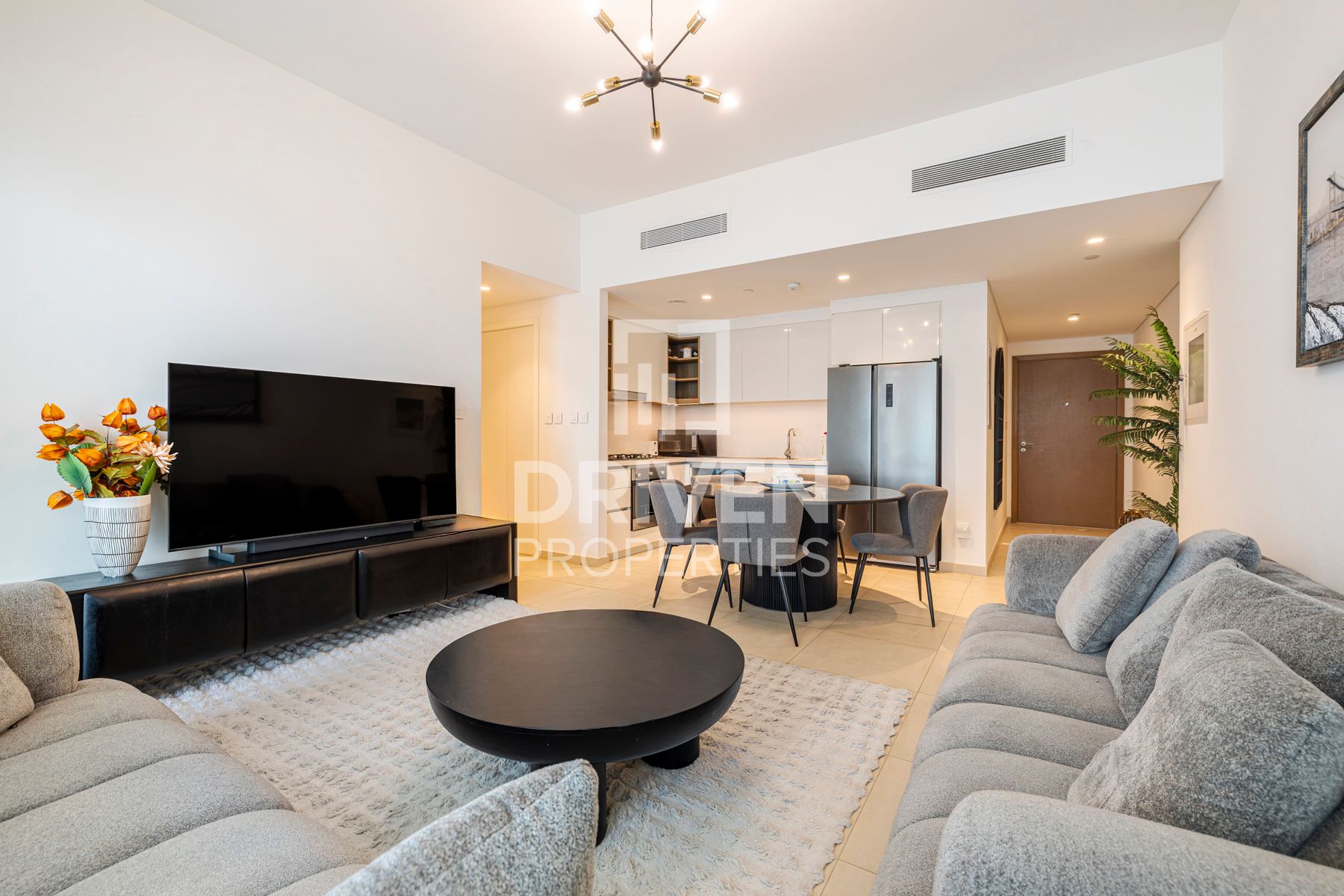 Contemporary Design Community View Vacant