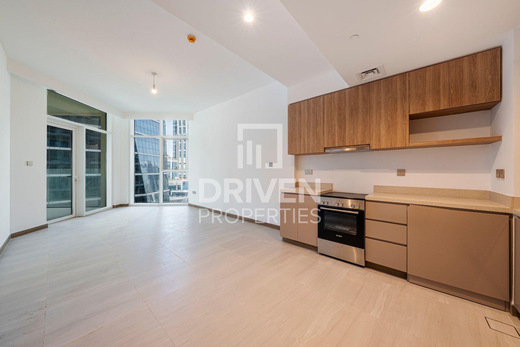 Brand New Vacant Canal View Missioni Brand