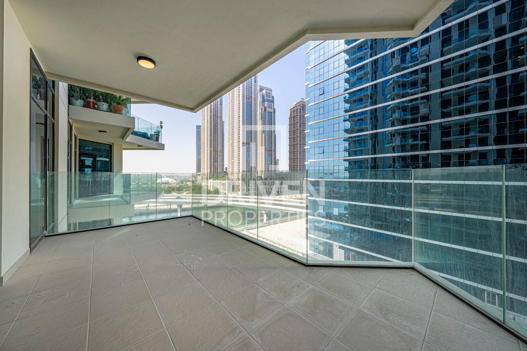 Brand New Vacant Canal View Missioni Brand