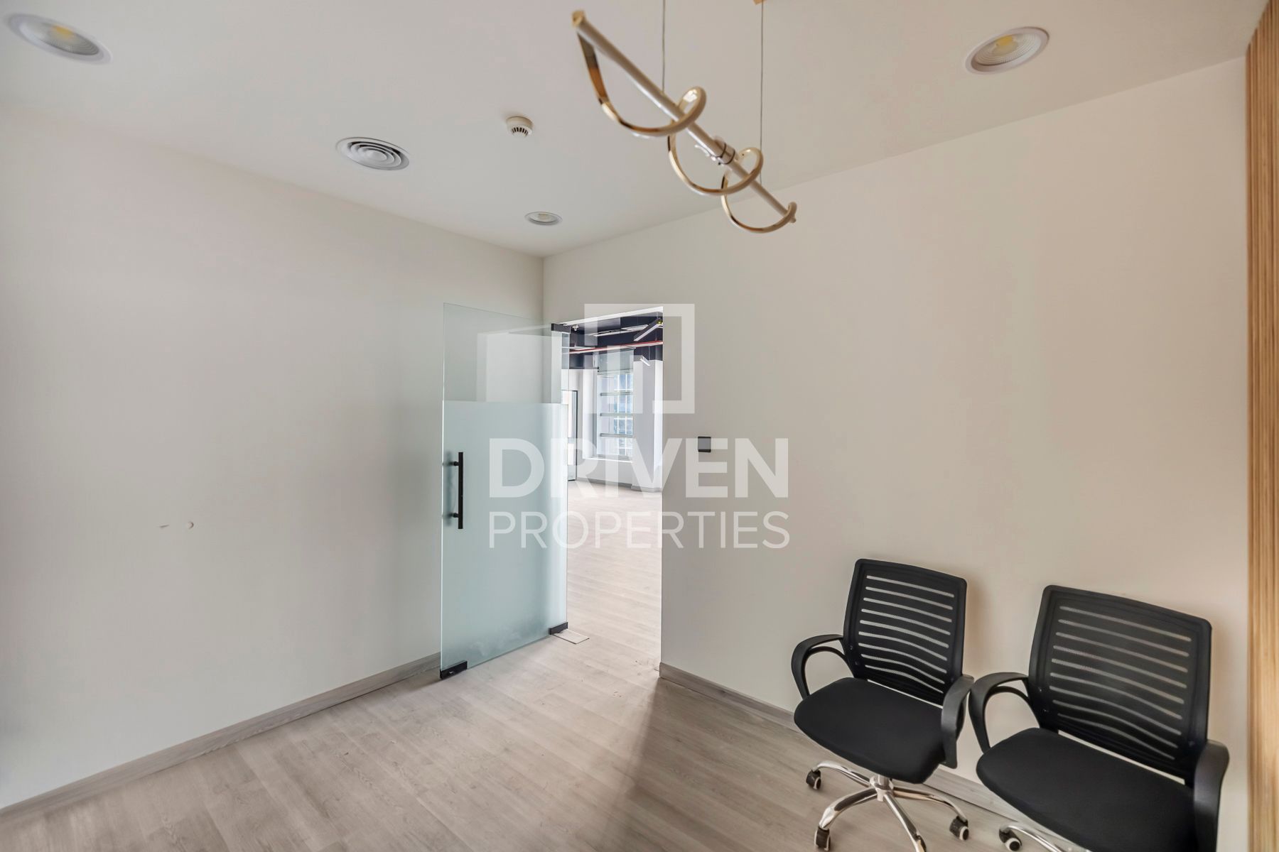 Vacant Ideal Fitted Office Prime Location