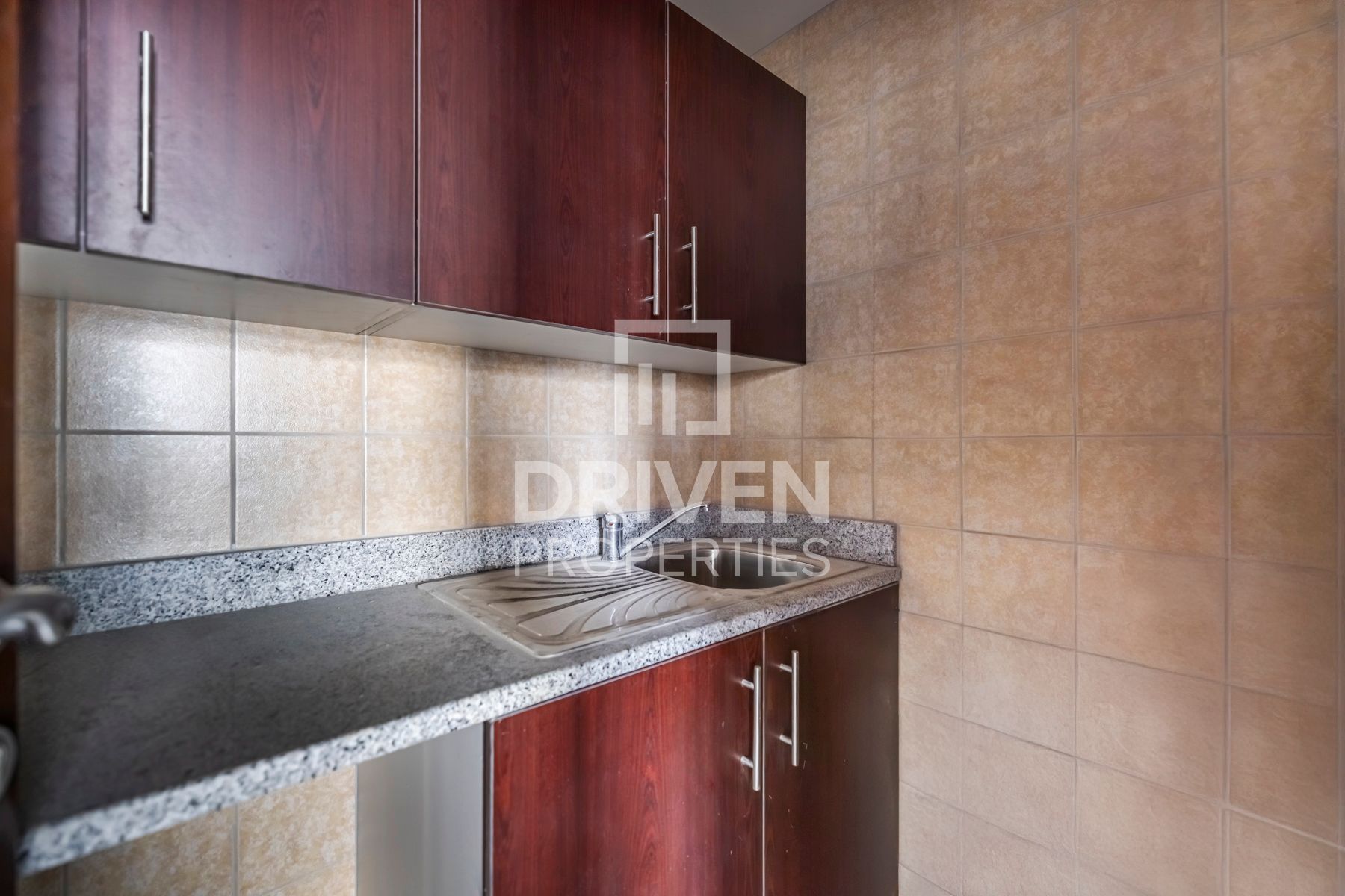 Vacant Desirable Fitted Office Prime Location